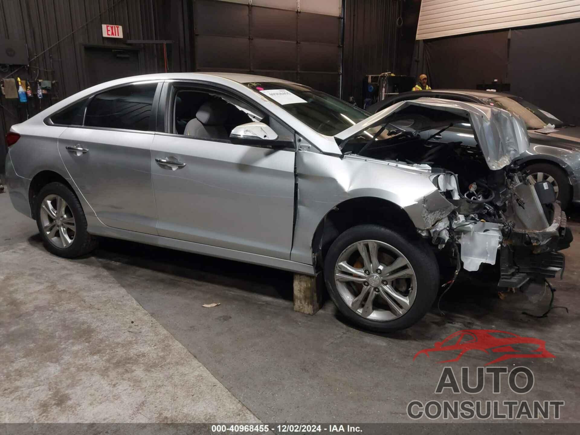 HYUNDAI SONATA 2018 - 5NPE34AF4JH690640