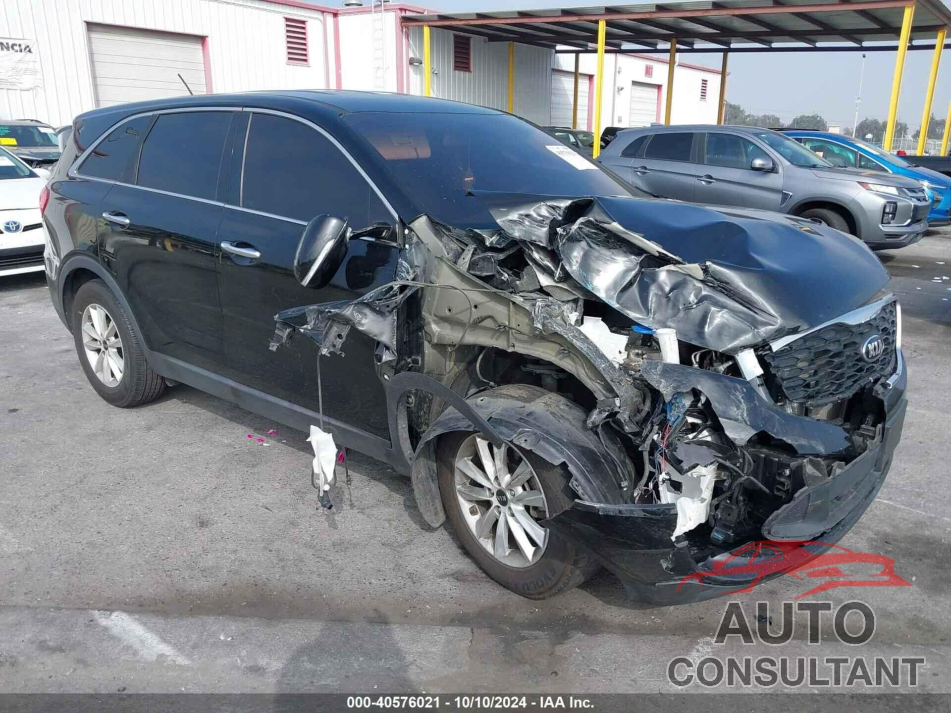 KIA SORENTO 2019 - 5XYPG4A34KG567075