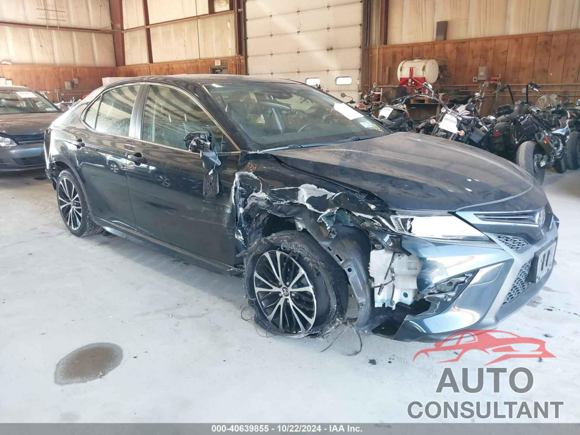 TOYOTA CAMRY 2018 - JTNB11HK5J3050342