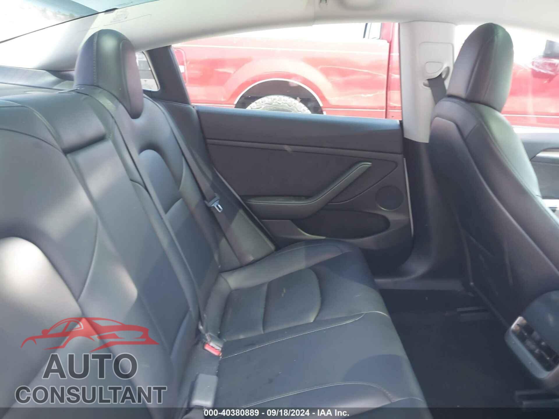 TESLA MODEL 3 2021 - 5YJ3E1EA2MF068233