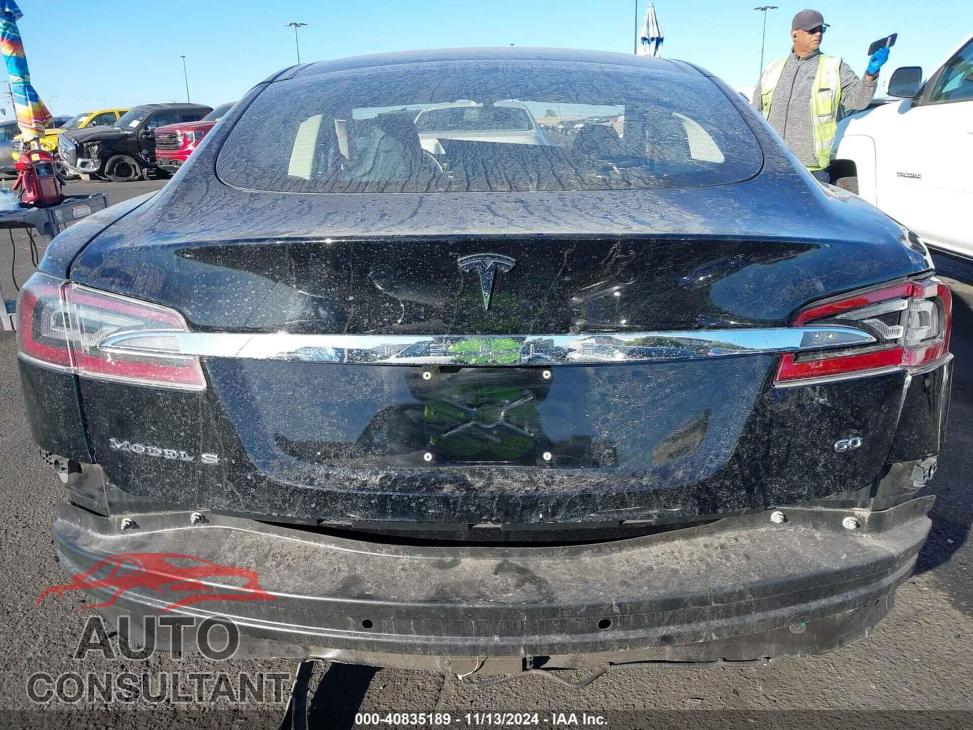 TESLA MODEL S 2013 - 5YJSA1CG0DFP09488