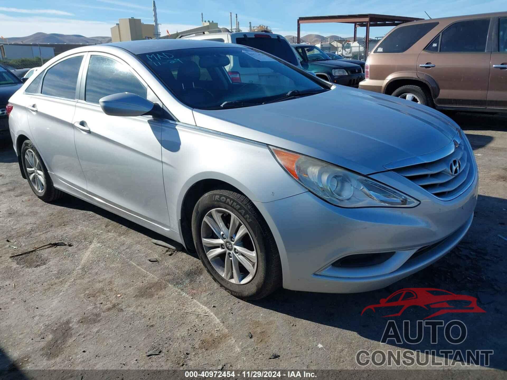 HYUNDAI SONATA 2011 - 5NPEB4AC0BH168999
