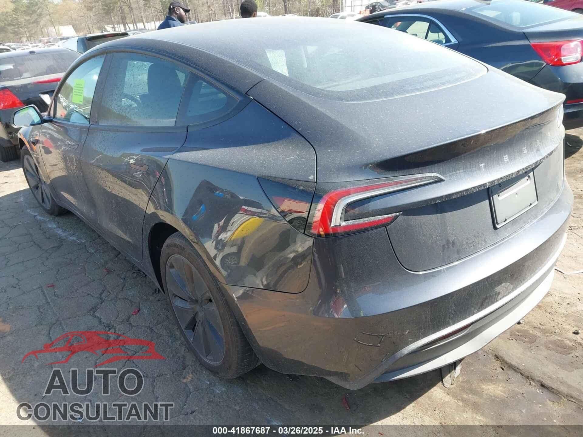 TESLA MODEL 3 2024 - 5YJ3E1EA2RF728200