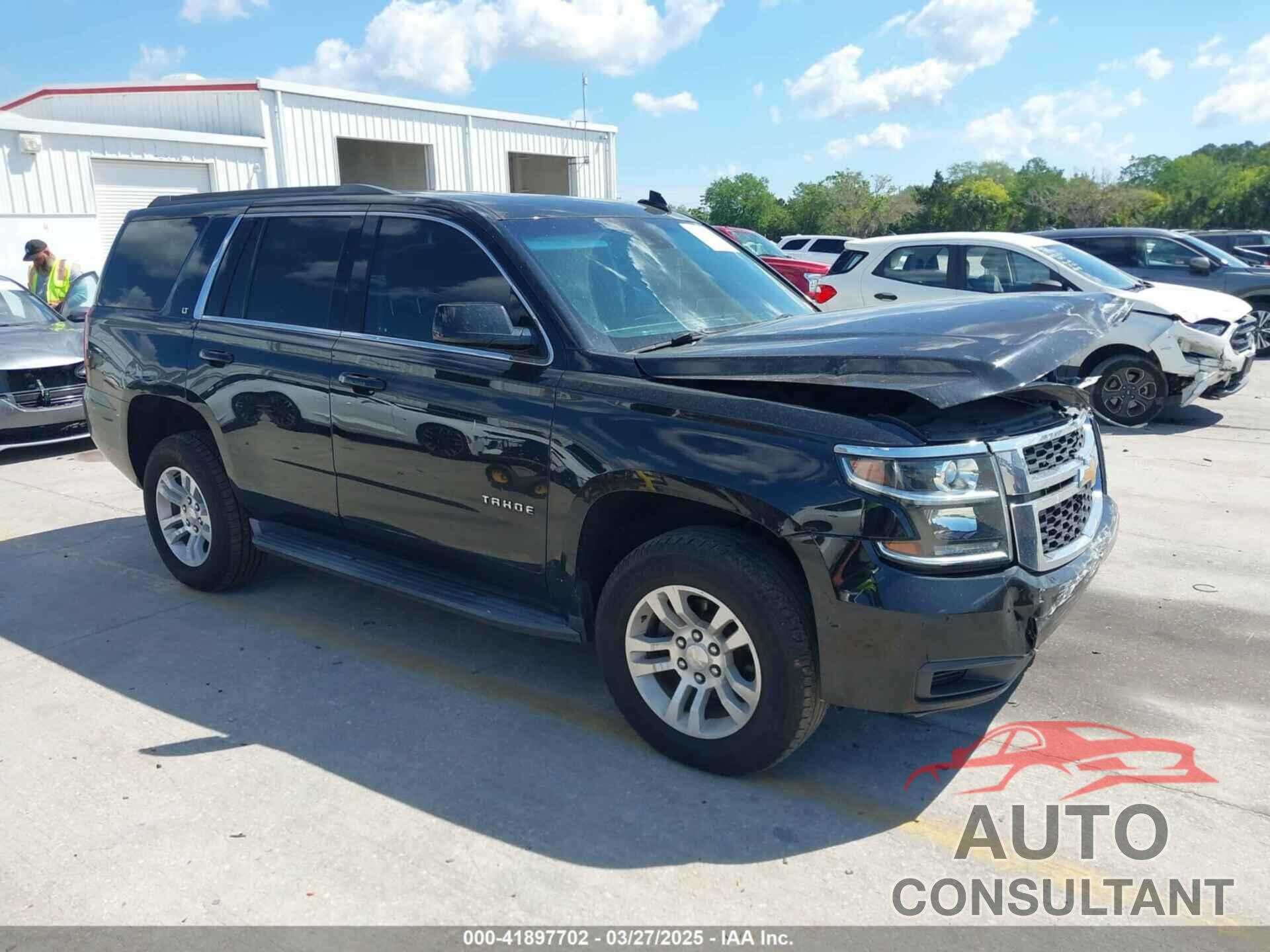 CHEVROLET TAHOE 2019 - 1GNSKBKC1KR200476