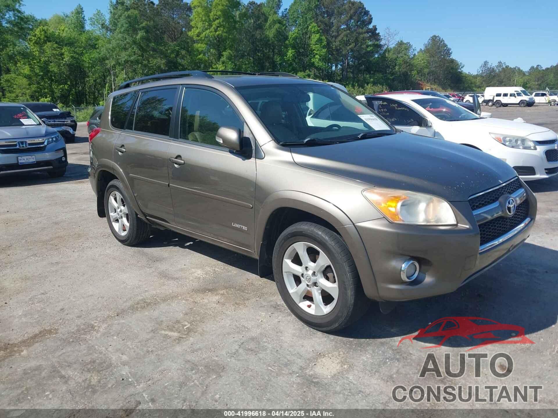 TOYOTA RAV4 2010 - JTMYF4DV9A5015017