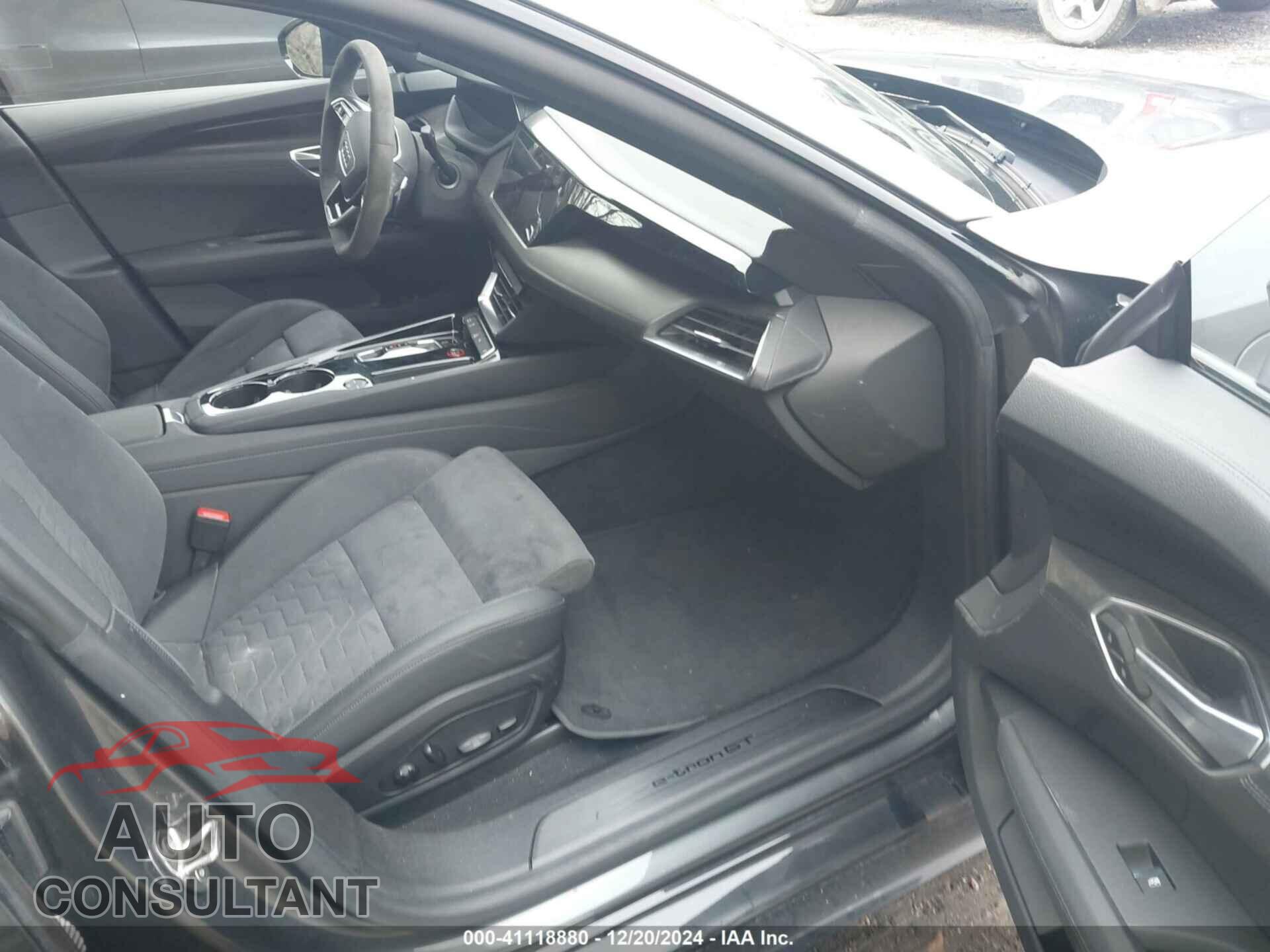 AUDI E-TRON GT 2022 - WAUCJBFW6N7001568