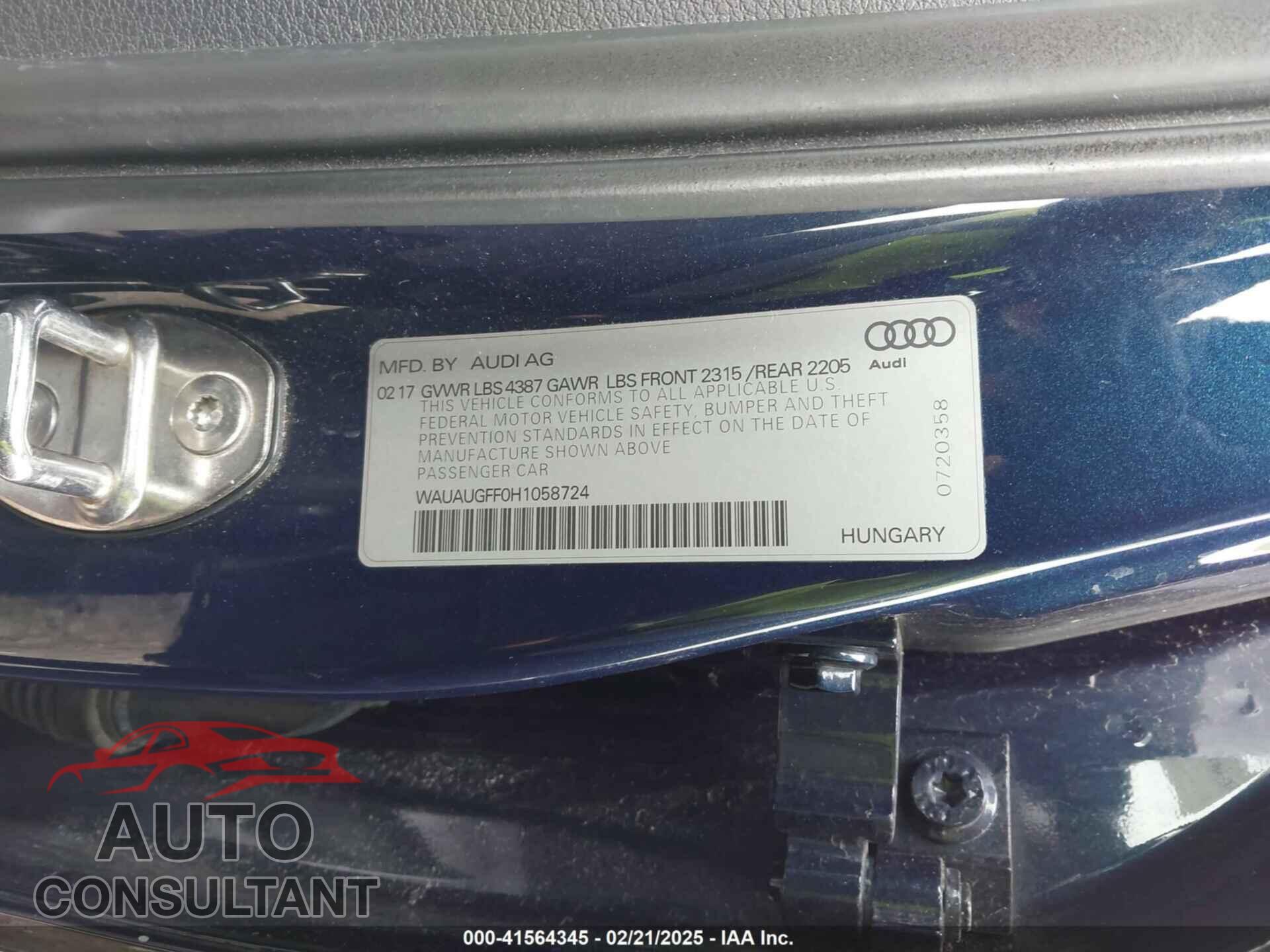 AUDI A3 2017 - WAUAUGFF0H1058724