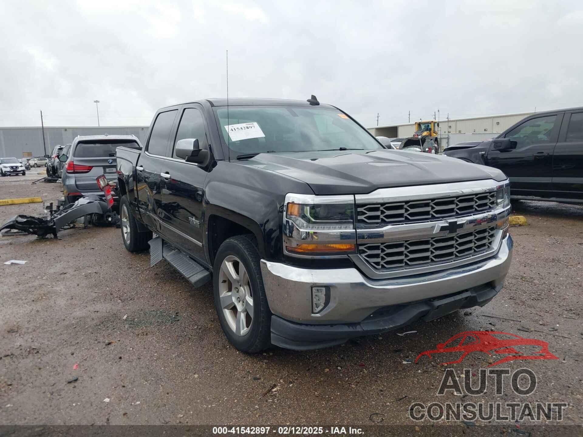 CHEVROLET SILVERADO 1500 2017 - 3GCPCREC7HG441225