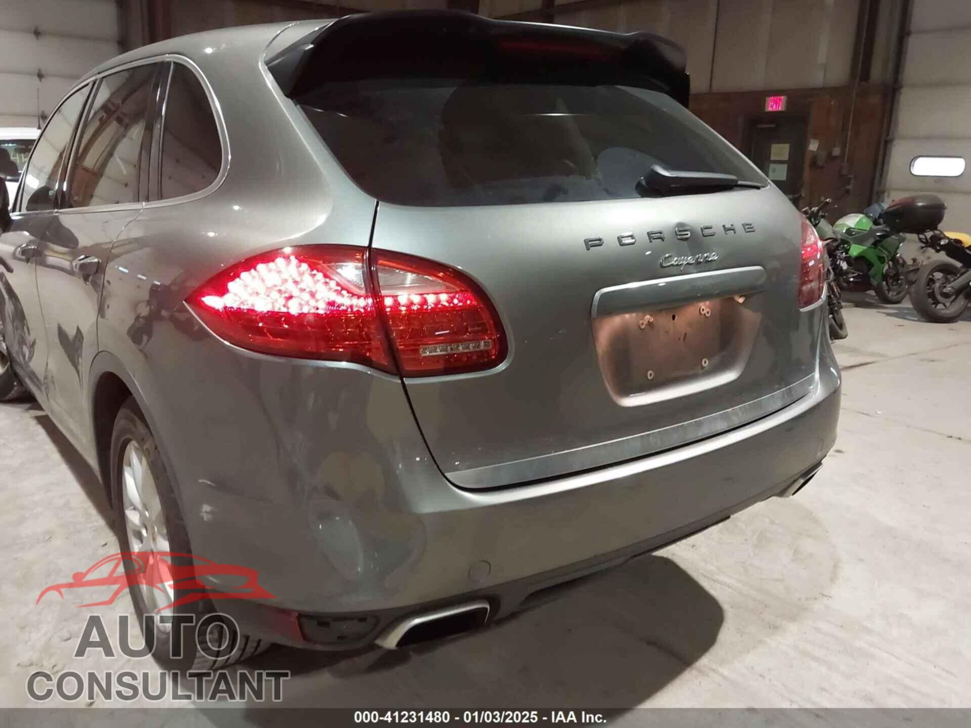 PORSCHE CAYENNE 2013 - WP1AA2A25DLA10300