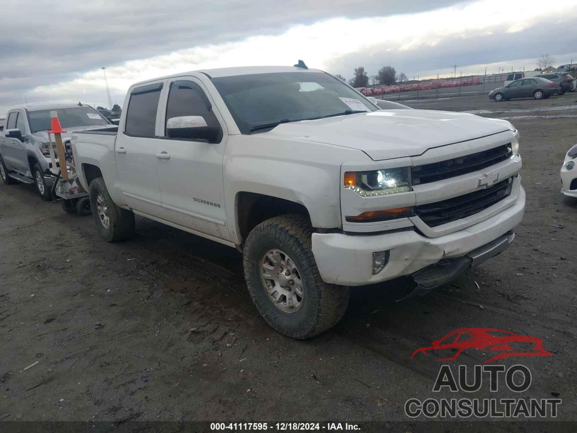 CHEVROLET SILVERADO 1500 2017 - 3GCUKREC9HG218397