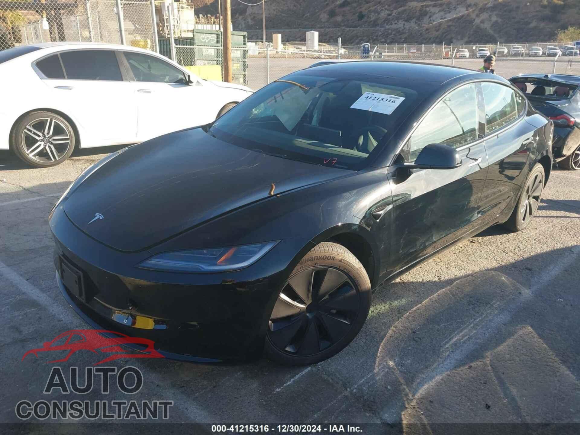 TESLA MODEL 3 2024 - 5YJ3E1EAXRF871279