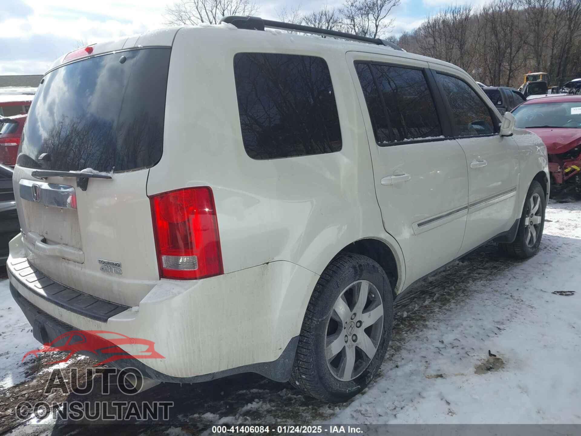 HONDA PILOT 2015 - 5FNYF4H92FB012575