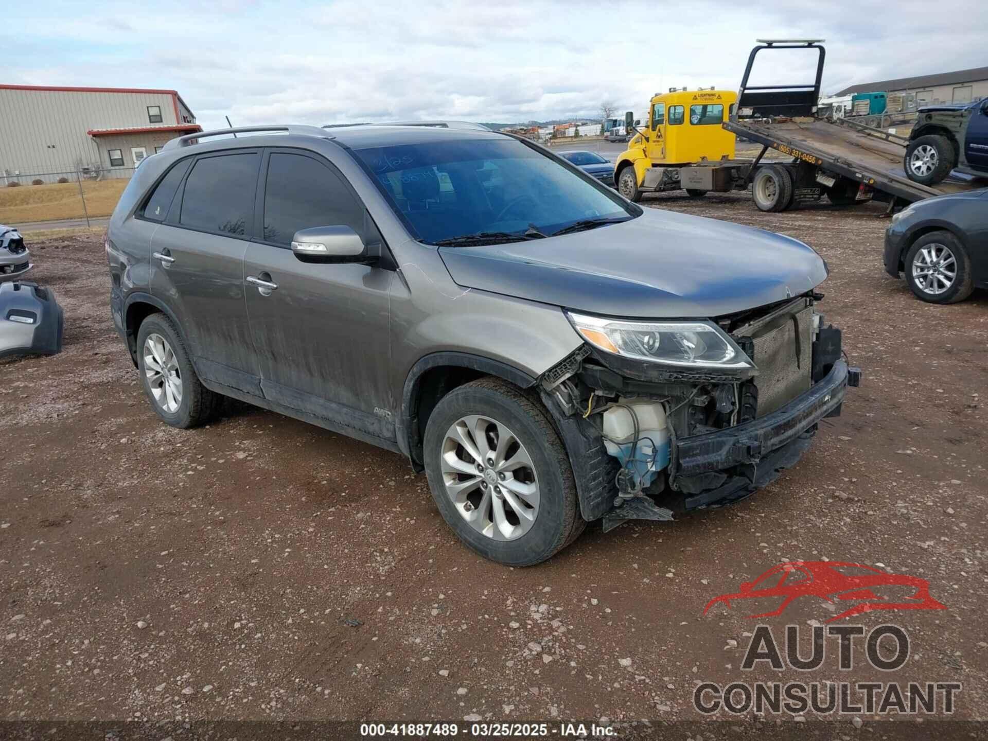 KIA SORENTO 2015 - 5XYKUDA77FG627880