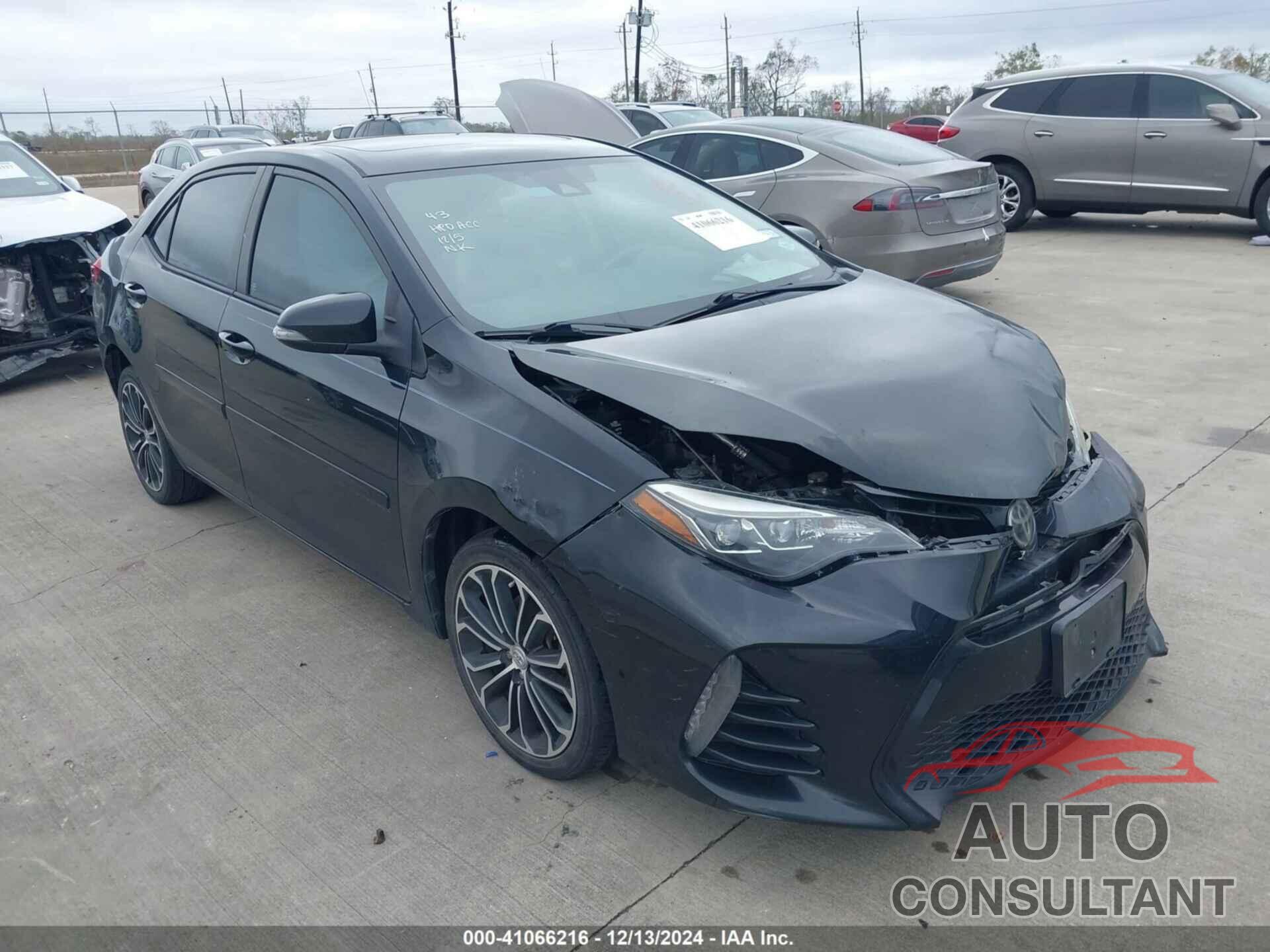 TOYOTA COROLLA 2018 - 5YFBURHE3JP744362