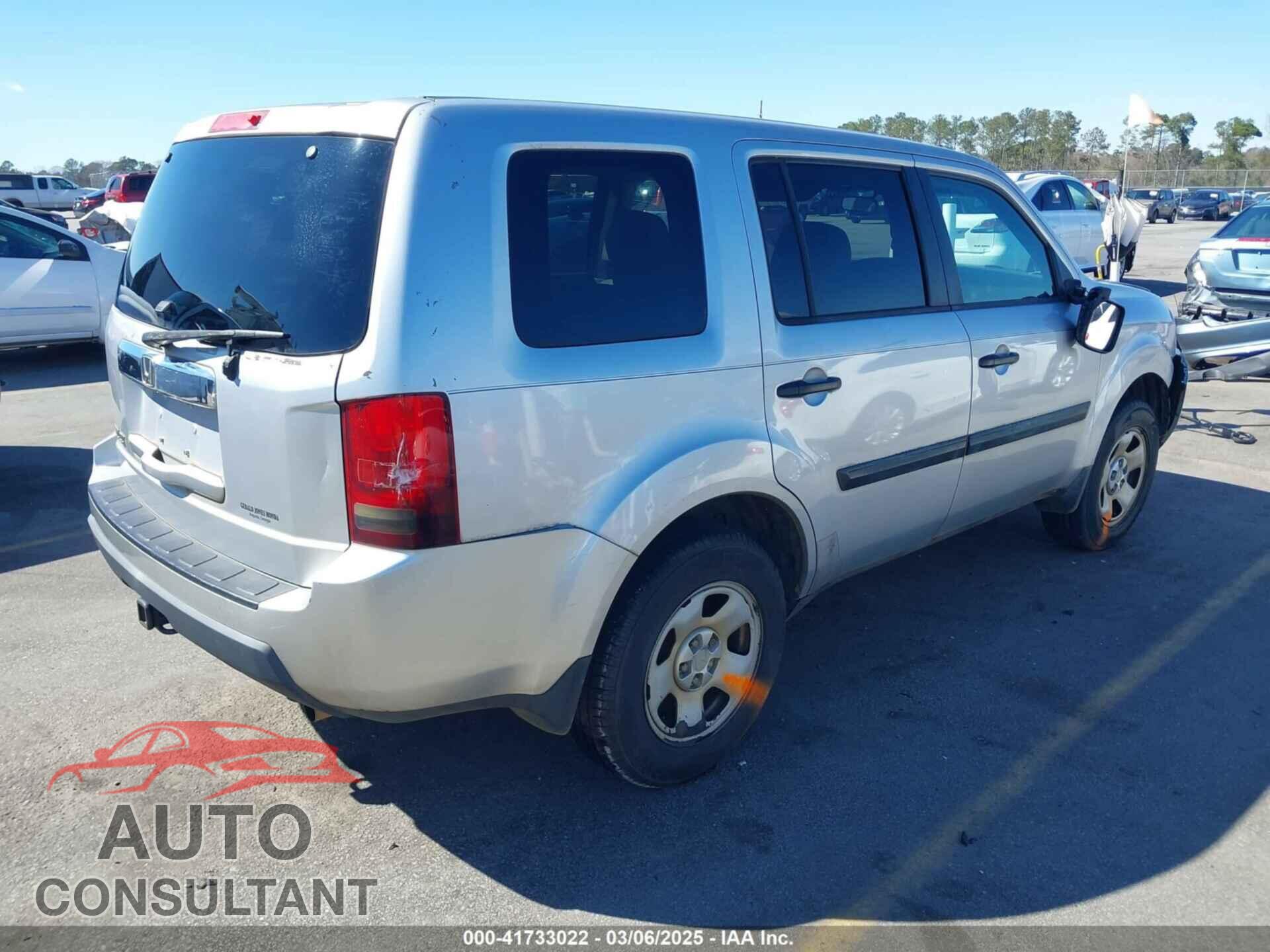 HONDA PILOT 2011 - 5FNYF3H24BB043575