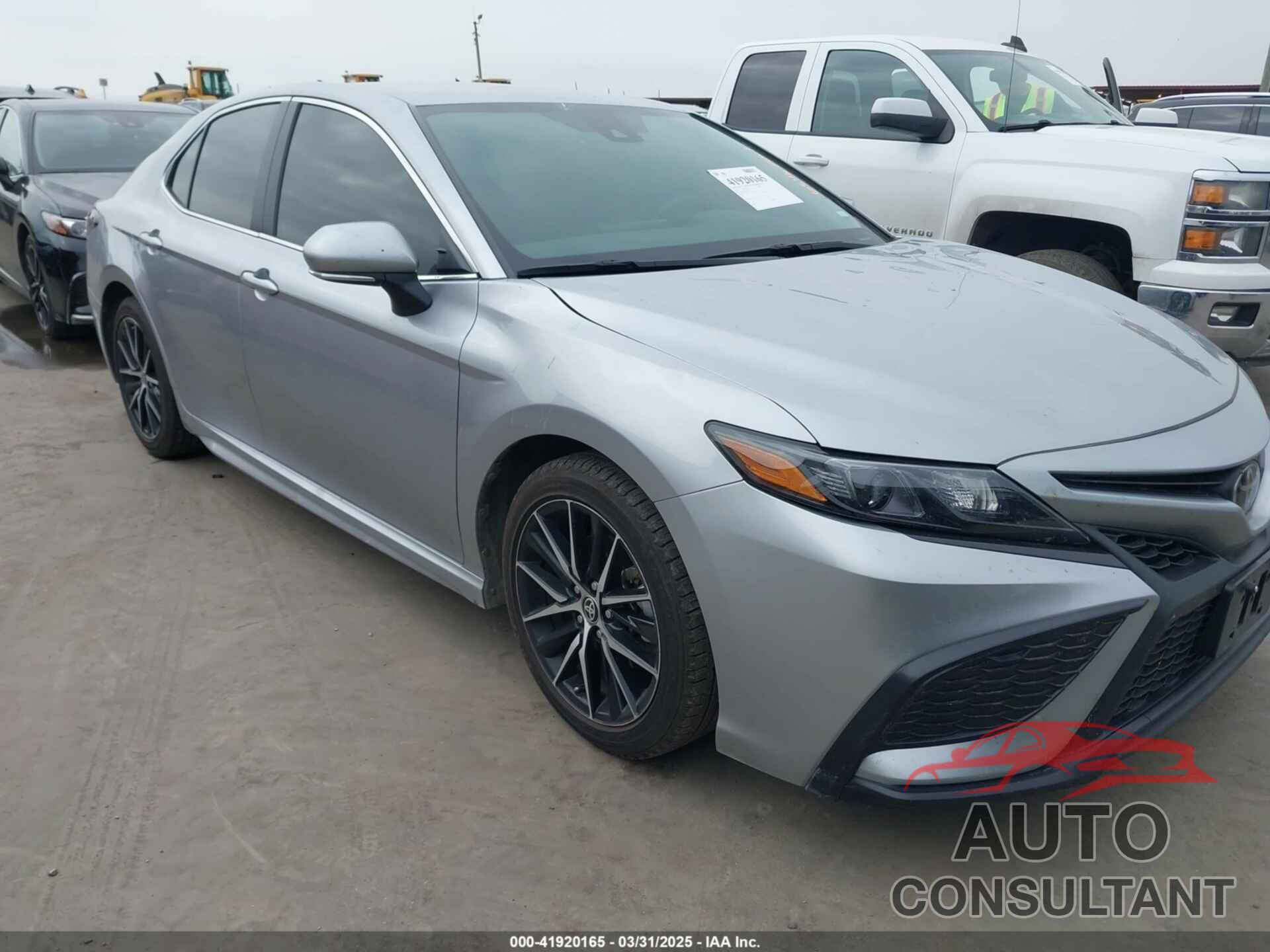 TOYOTA CAMRY 2023 - 4T1G11AKXPU836575