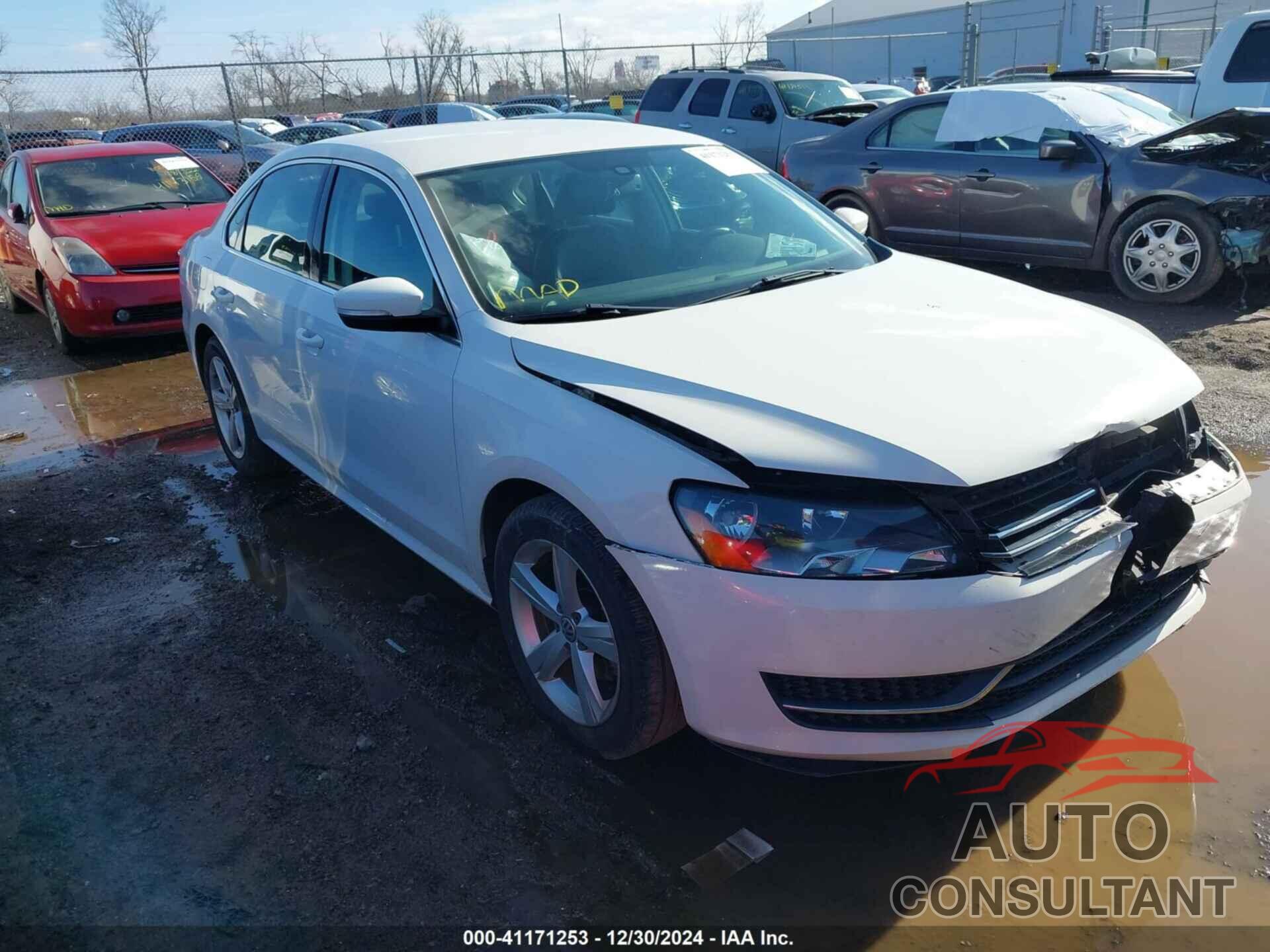 VOLKSWAGEN PASSAT 2014 - 1VWBT7A36EC105615