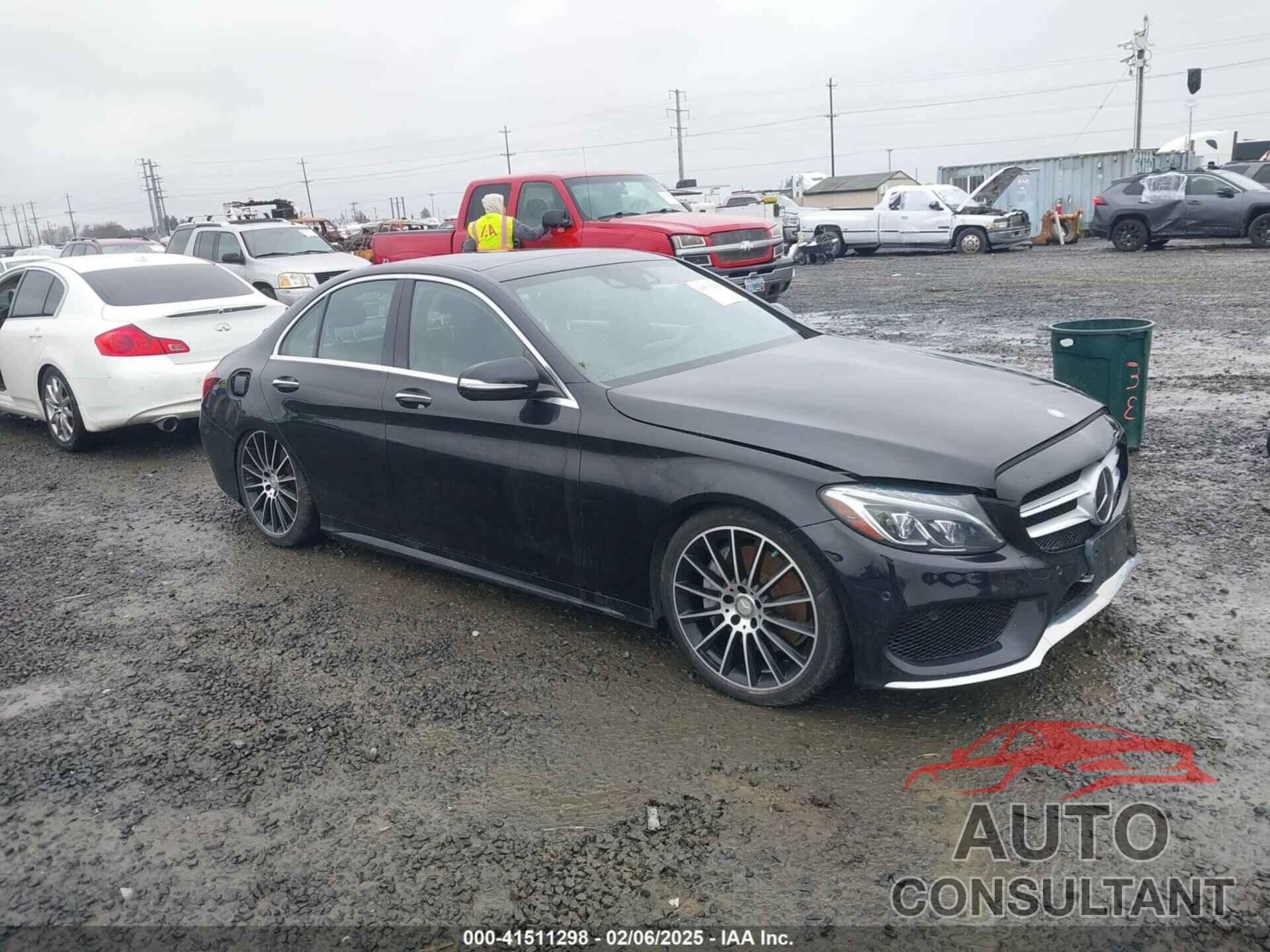 MERCEDES-BENZ C 300 2015 - 55SWF4KB3FU024137