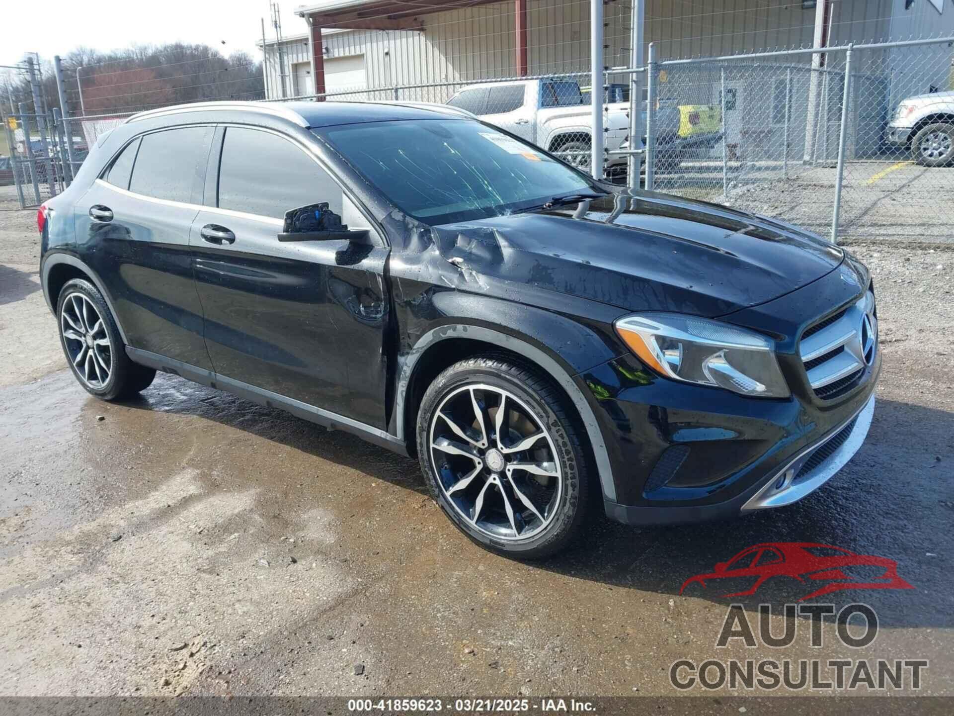 MERCEDES-BENZ GLA 250 2015 - WDCTG4EB3FJ154810