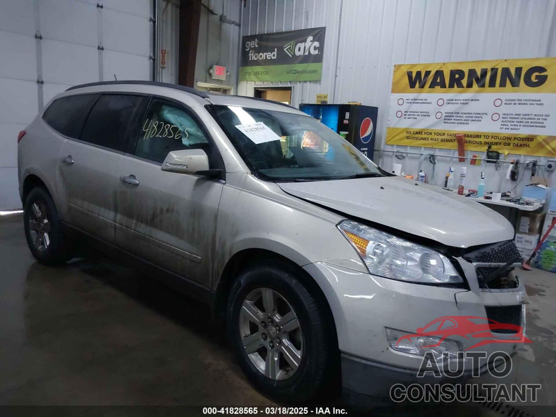 CHEVROLET TRAVERSE 2012 - 1GNKVJED3CJ231024