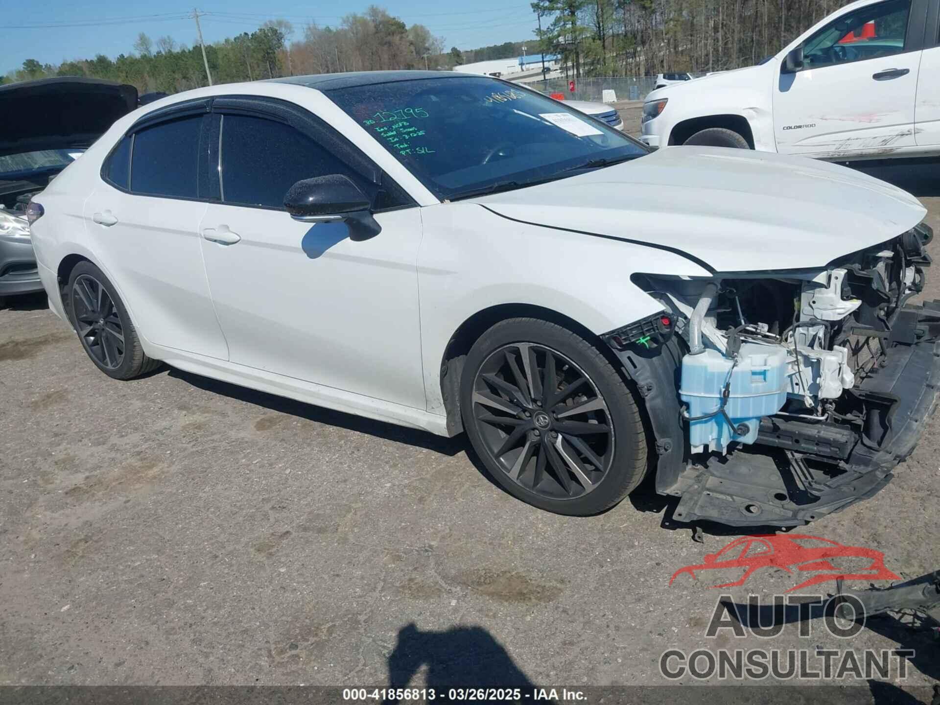 TOYOTA CAMRY 2018 - 4T1B61HK9JU079435