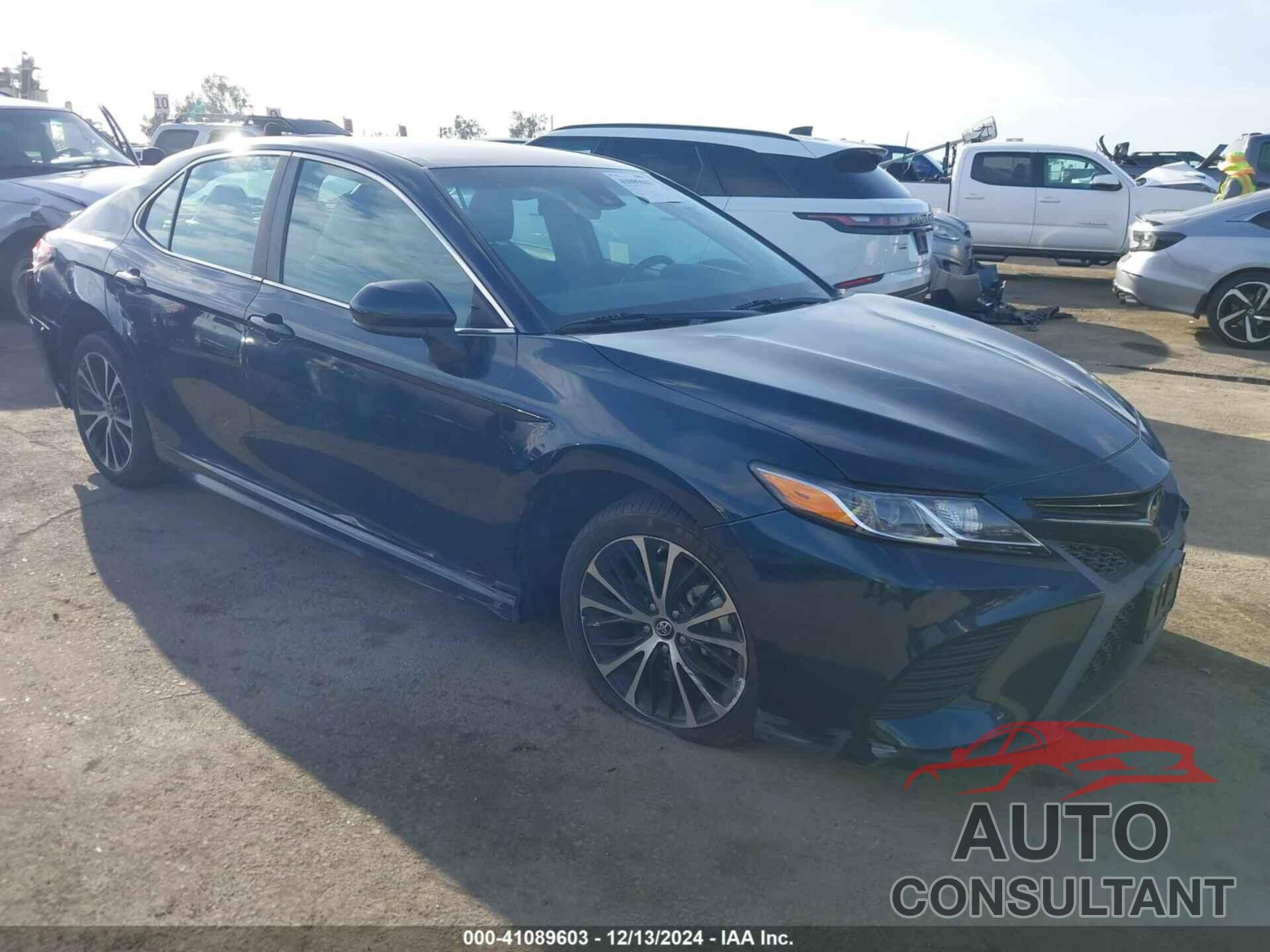TOYOTA CAMRY 2019 - 4T1B11HK3KU735824