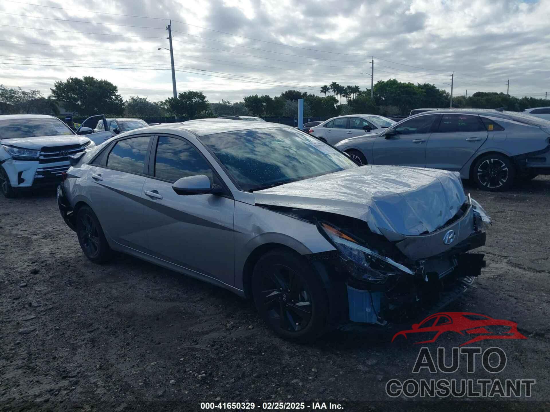 HYUNDAI ELANTRA 2022 - 5NPLM4AG4NH057669