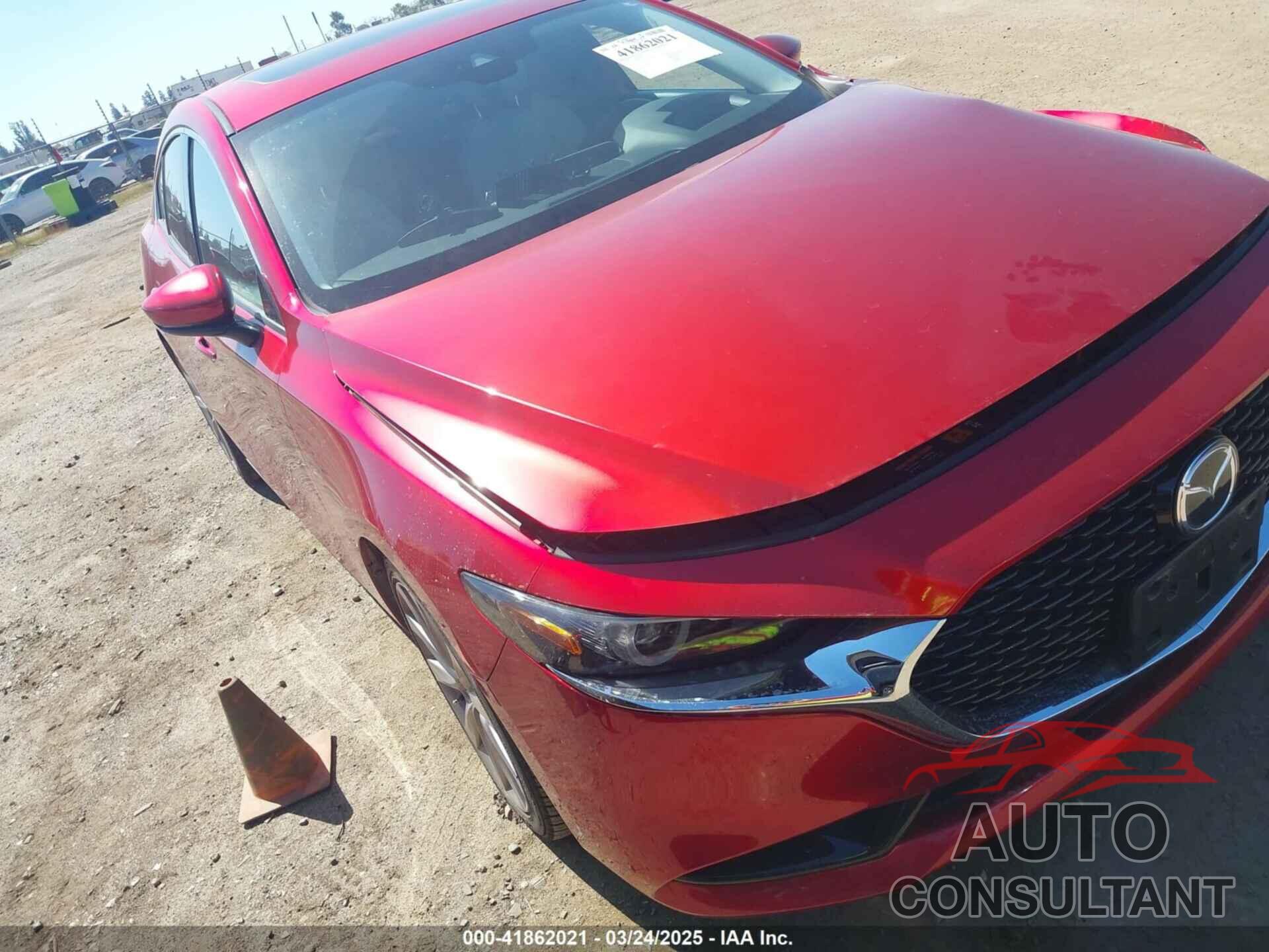 MAZDA MAZDA3 2019 - JM1BPBEM7K1119186
