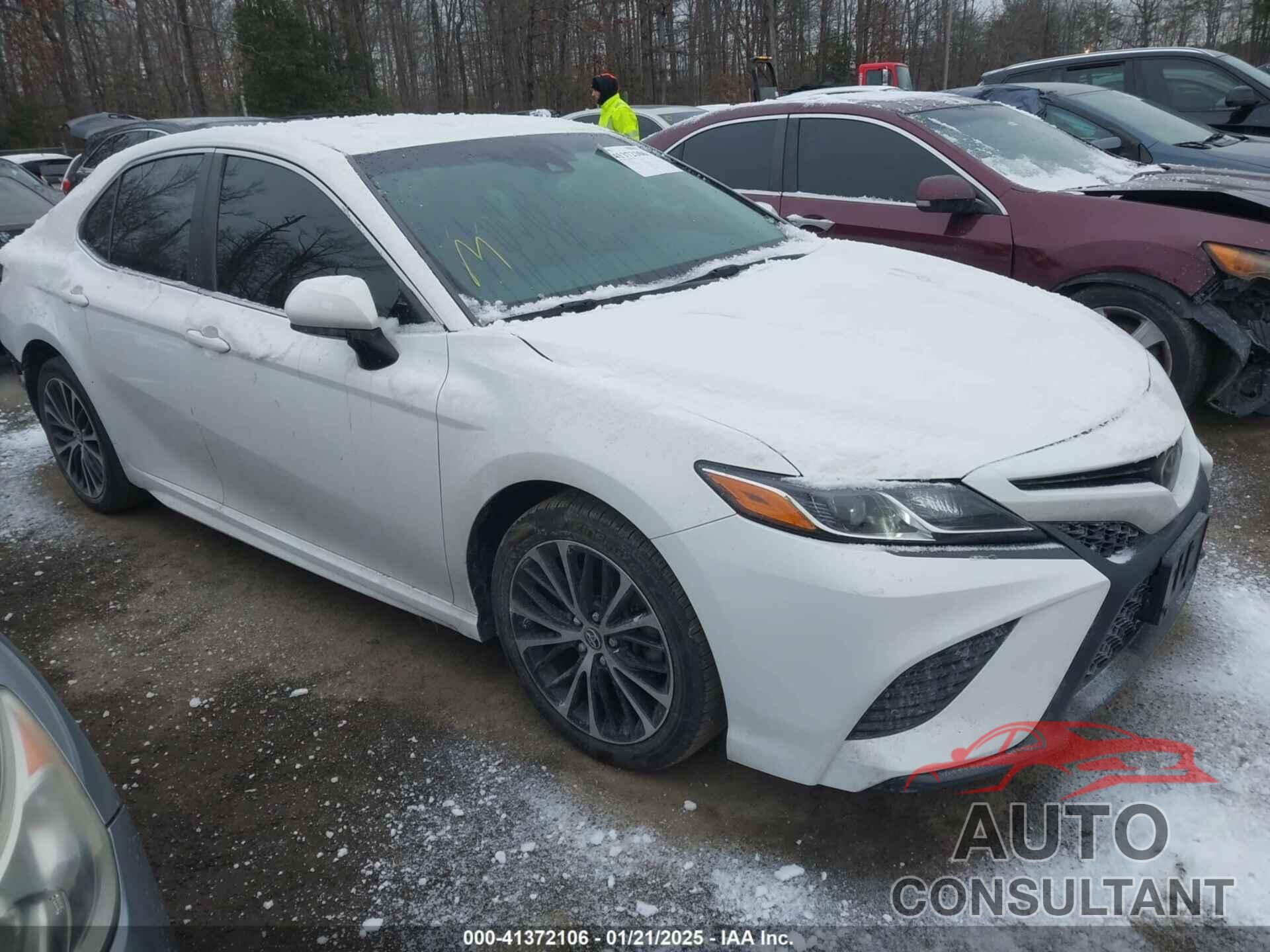 TOYOTA CAMRY 2018 - JTNB11HK4J3047142