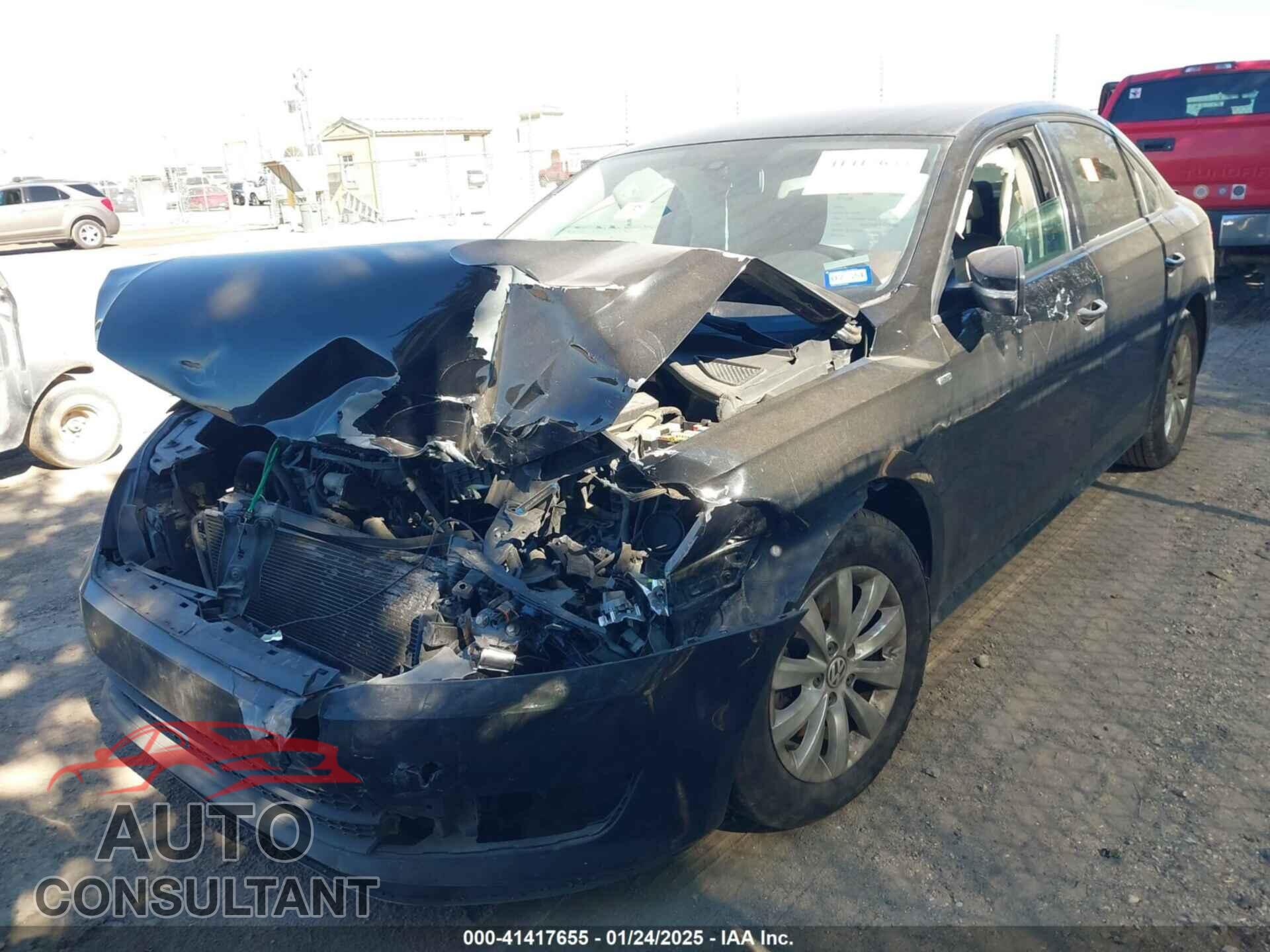 VOLKSWAGEN PASSAT 2015 - 1VWAT7A31FC061830
