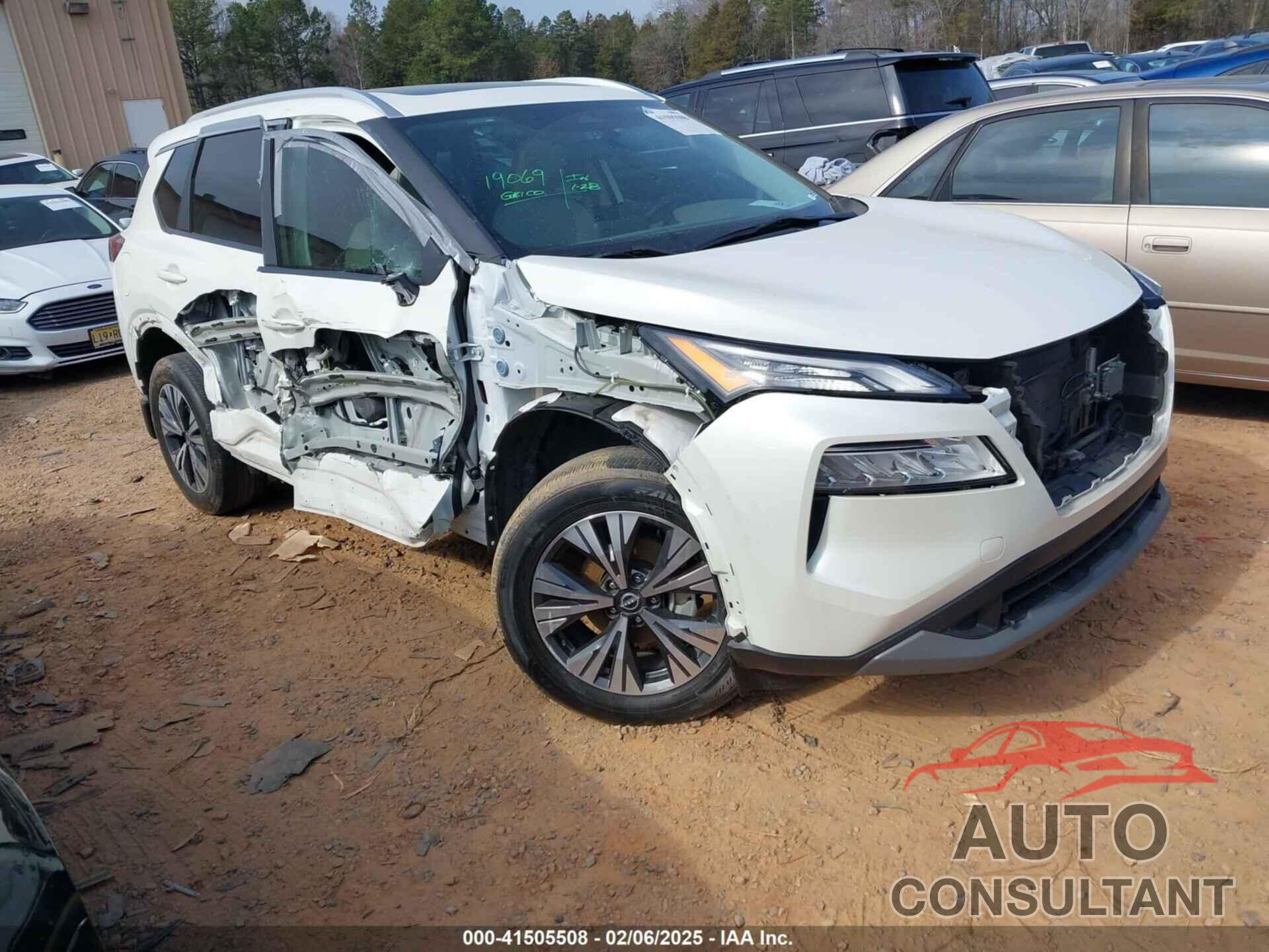 NISSAN ROGUE 2023 - 5N1BT3BA1PC781140