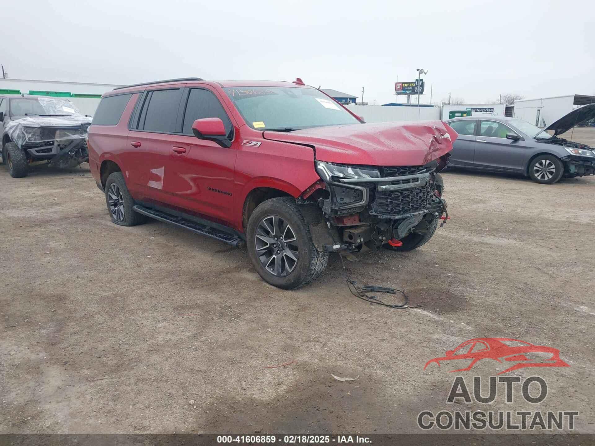 CHEVROLET SUBURBAN 2022 - 1GNSKDKD8NR301037