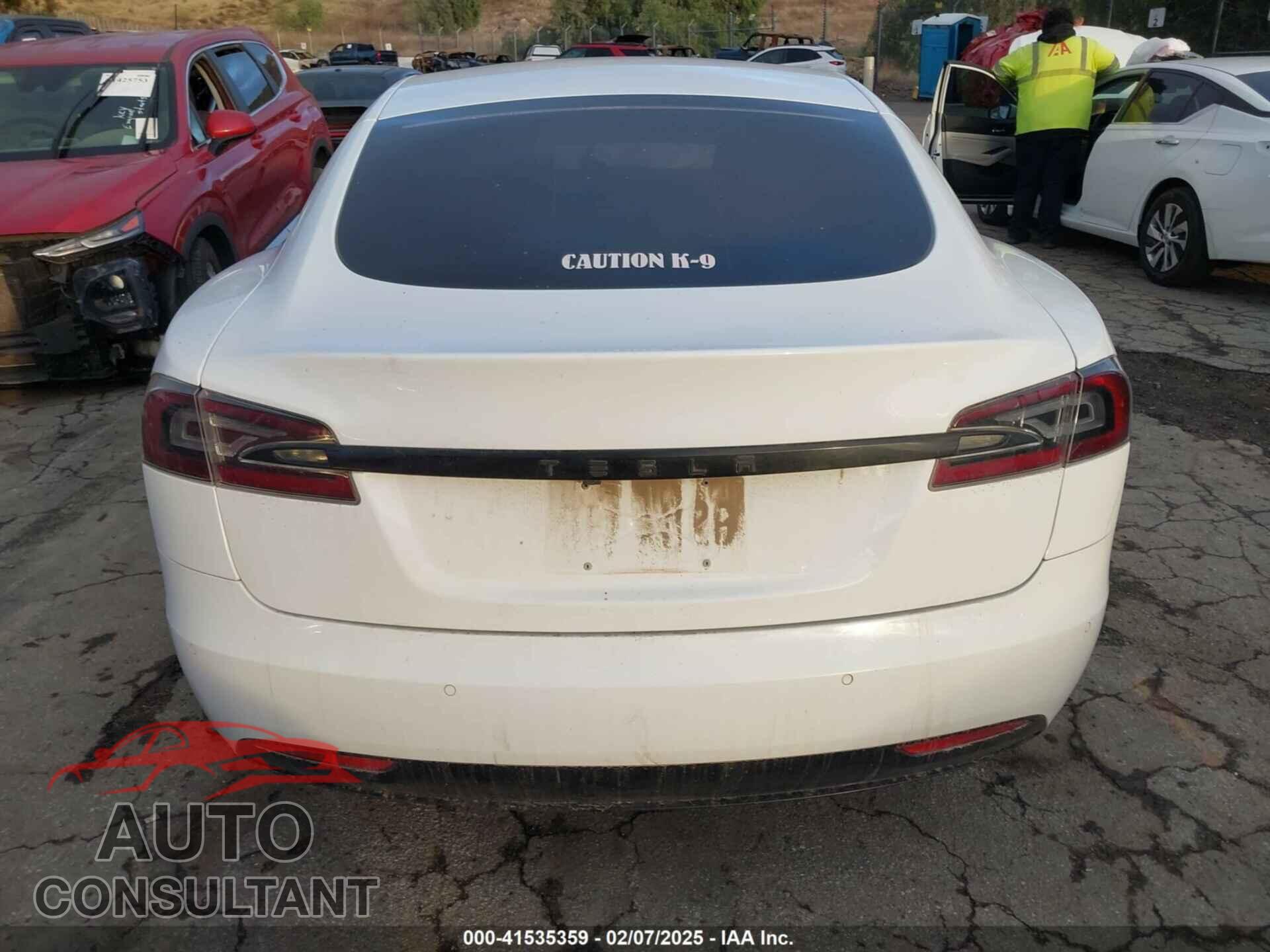 TESLA MODEL S 2016 - 5YJSA1E2XGF144477