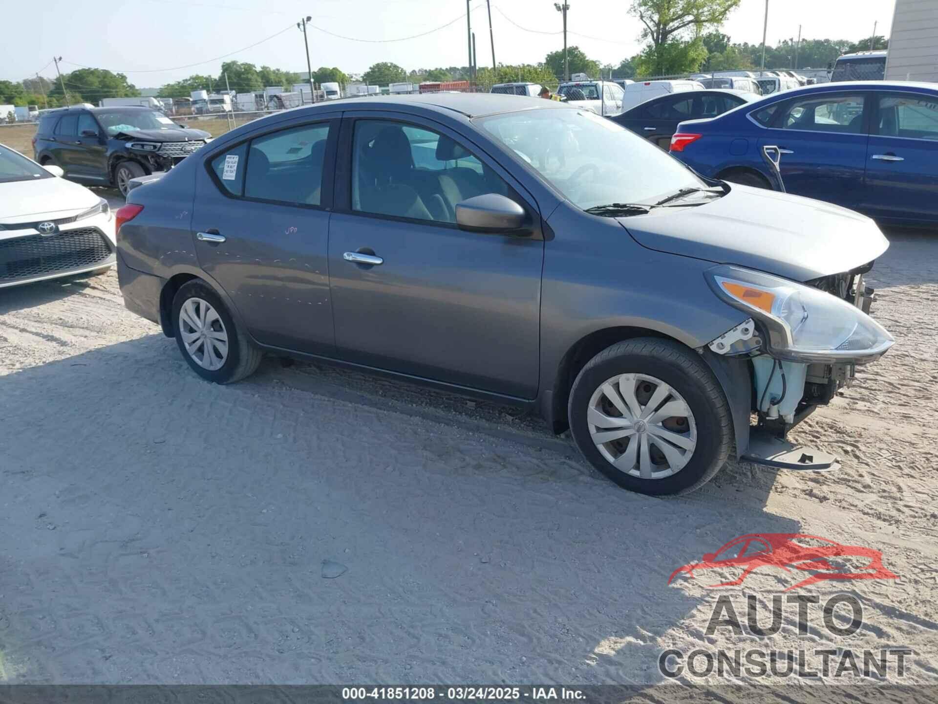 NISSAN VERSA 2017 - 3N1CN7AP9HL834563