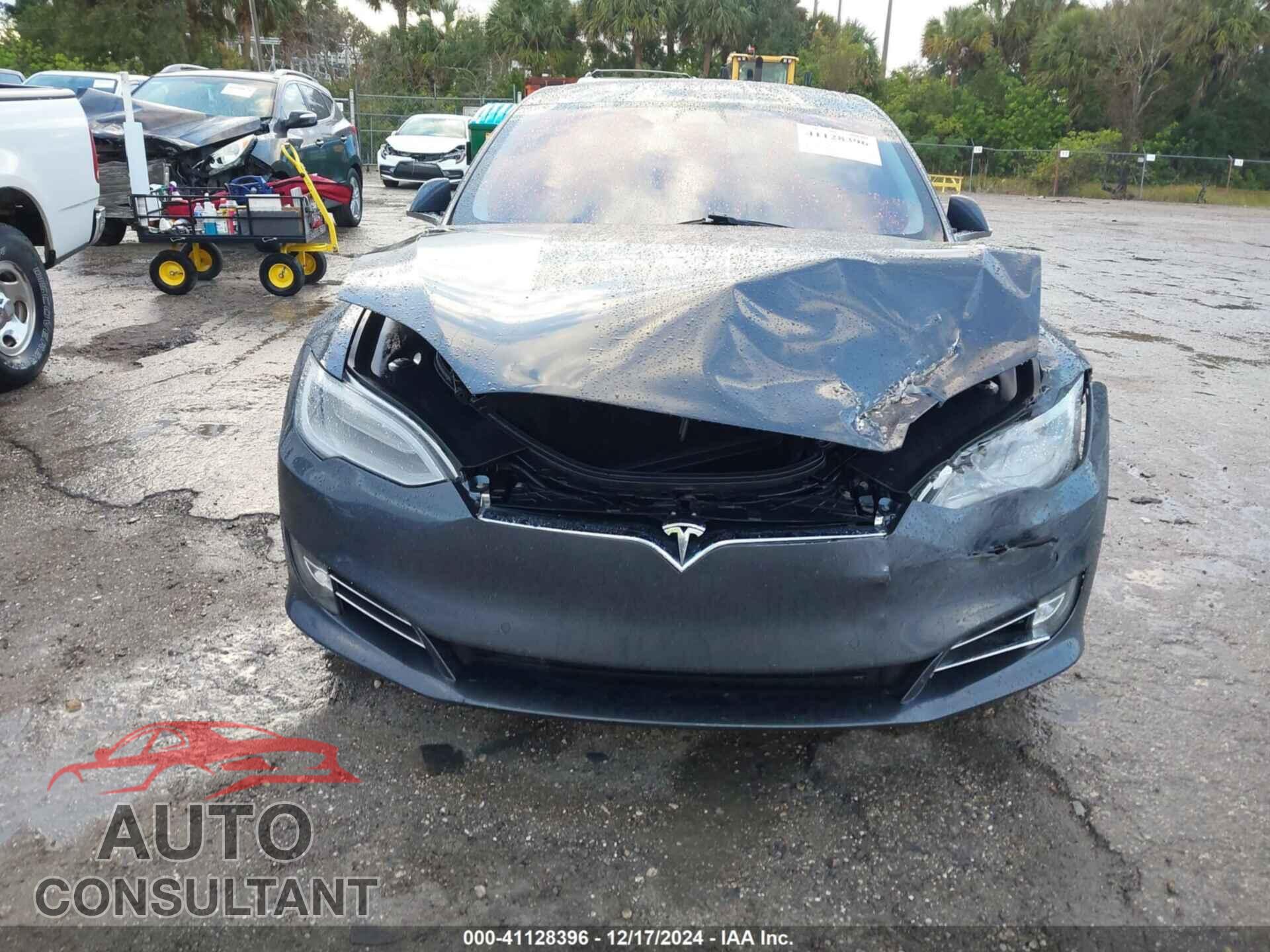 TESLA MODEL S 2017 - 5YJSA1E22HF217035
