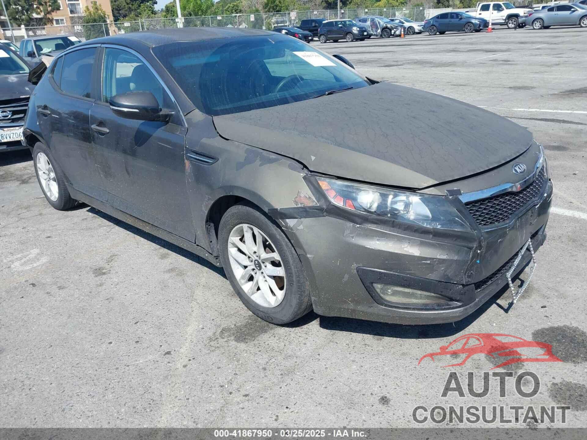 KIA OPTIMA 2011 - KNAGM4A77B5174138
