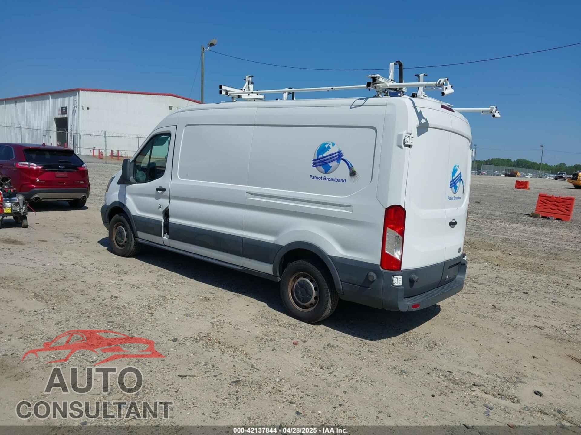 FORD TRANSIT-150 2015 - 1FTNE2CM6FKA08103