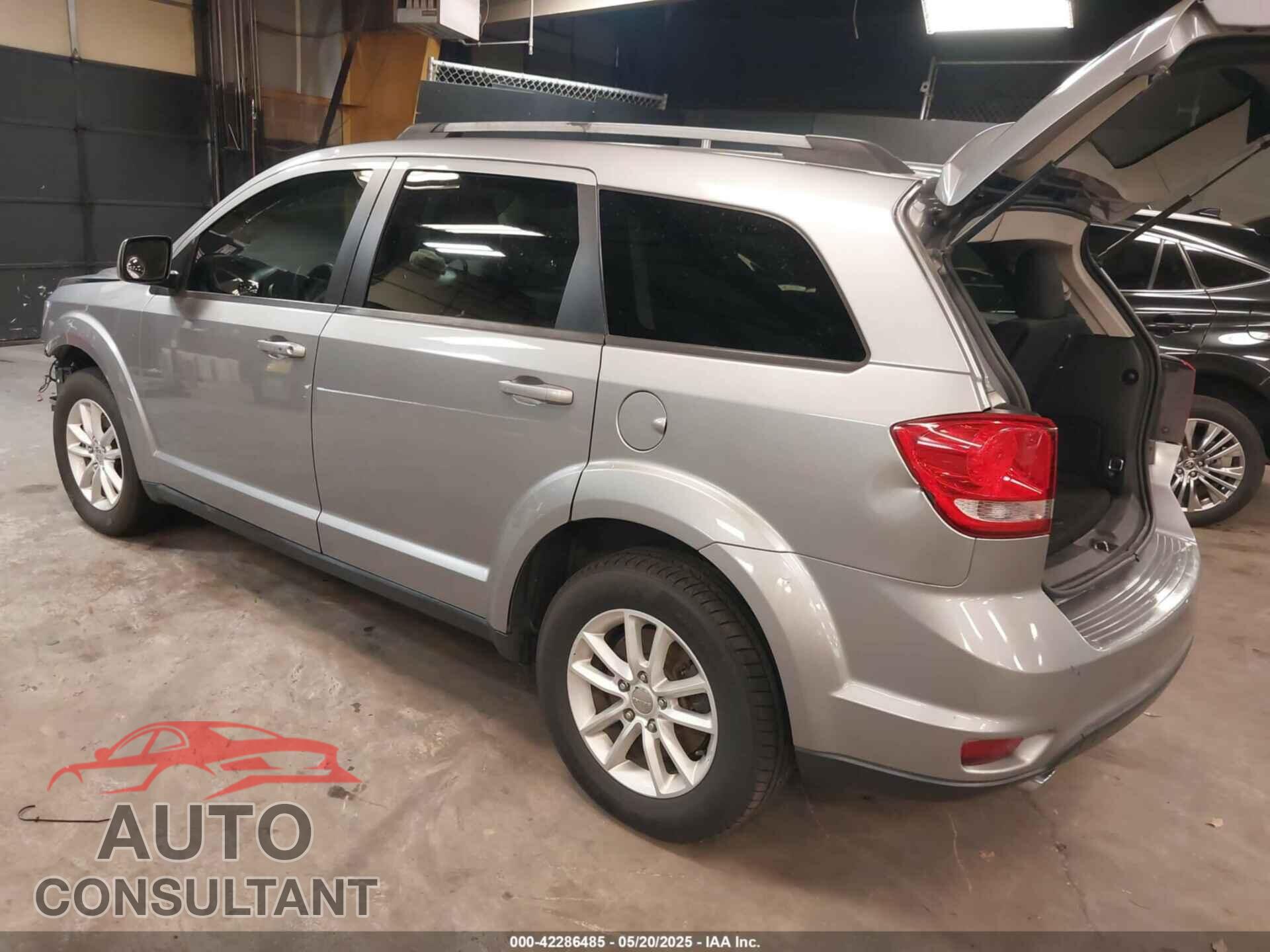 DODGE JOURNEY 2017 - 3C4PDCBG8HT589750