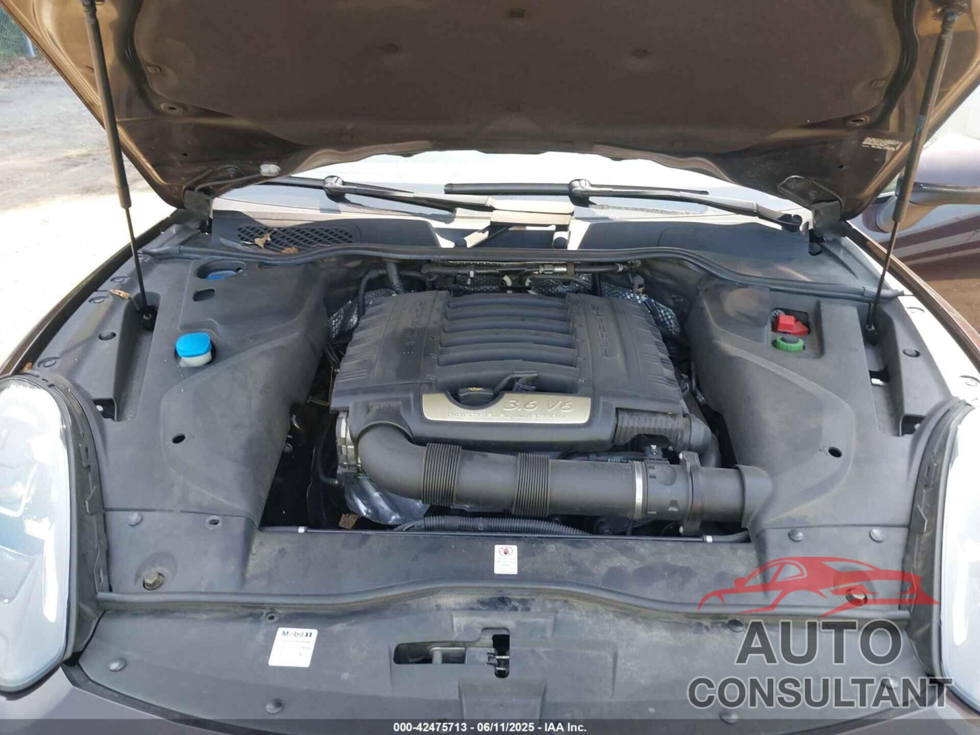 PORSCHE CAYENNE 2017 - WP1AA2A21HKA88424