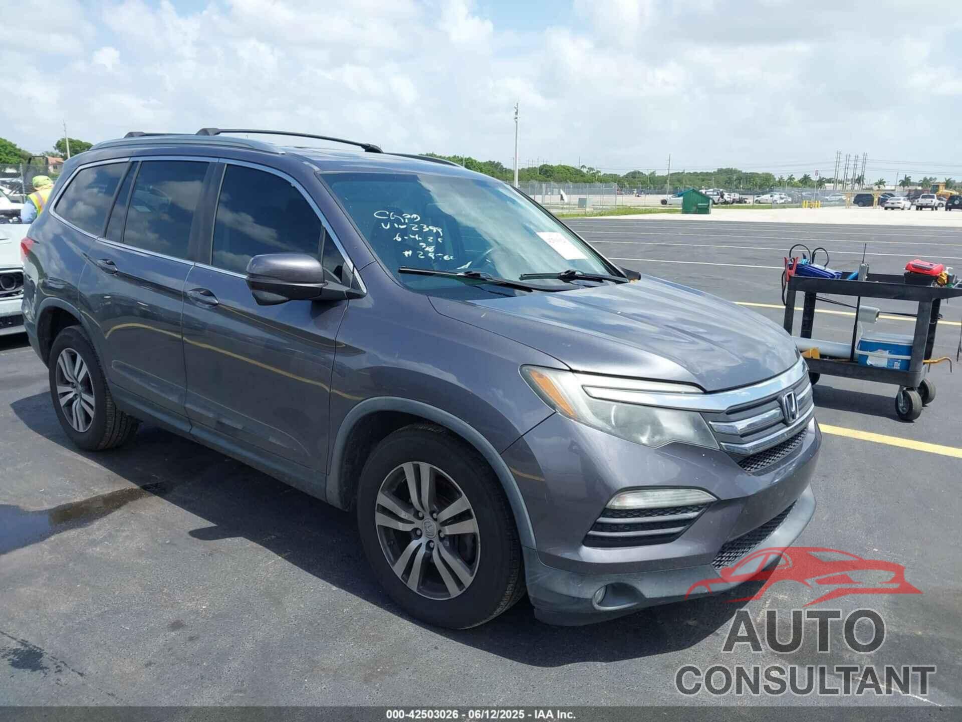 HONDA PILOT 2016 - 5FNYF5H52GB012399