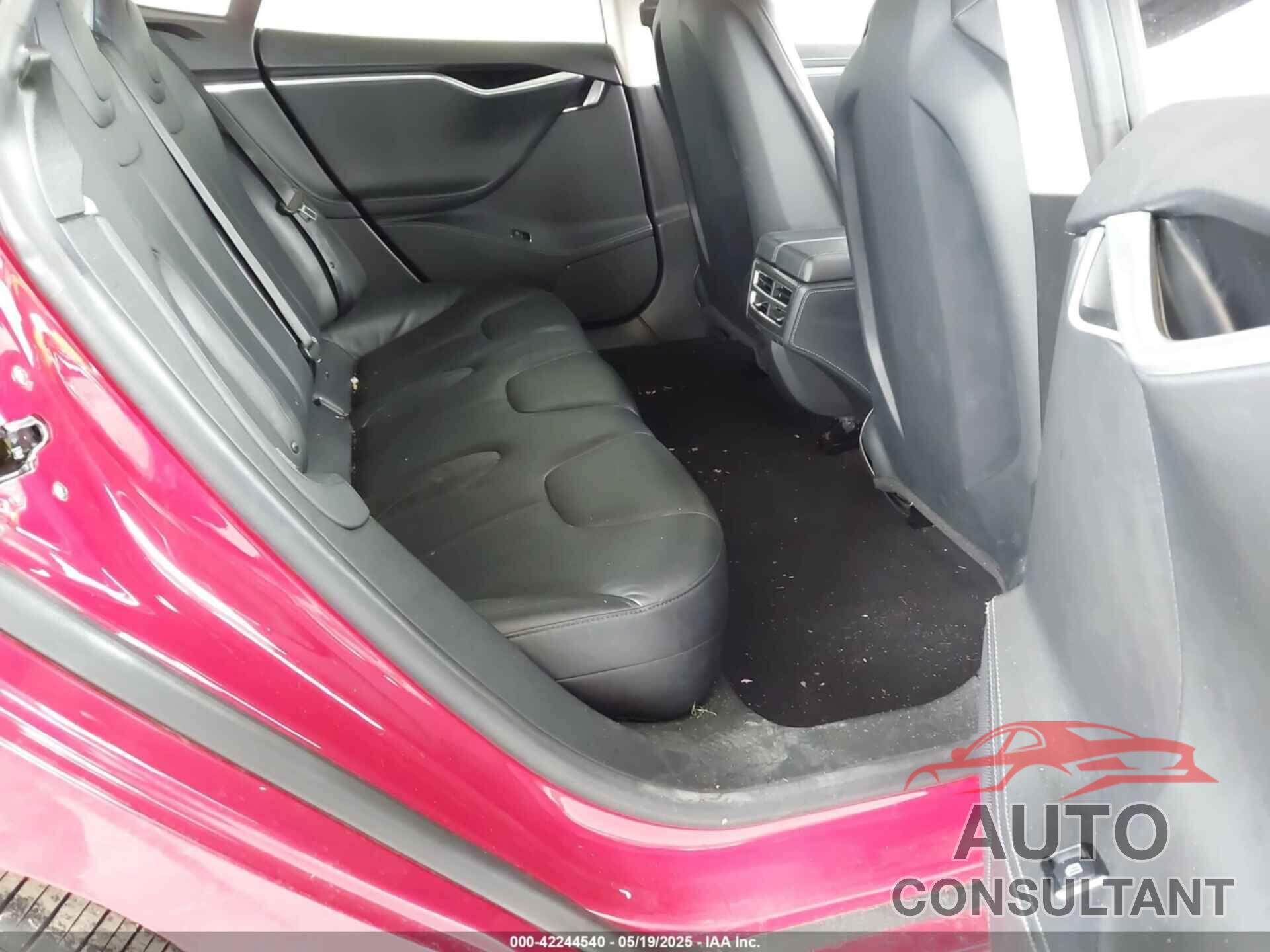 TESLA MODEL S 2013 - 5YJSA1CN7DFP26996