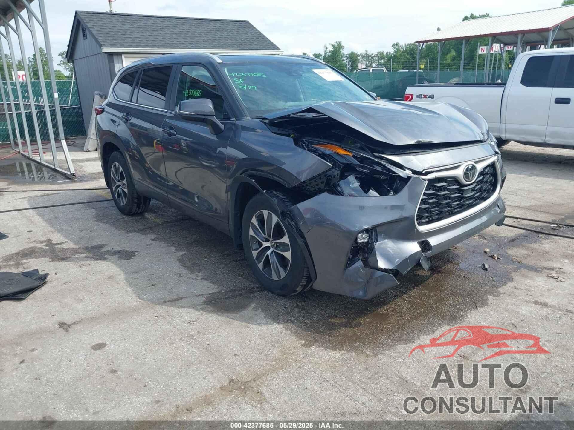 TOYOTA HIGHLANDER 2023 - 5TDKDRBHXPS526017