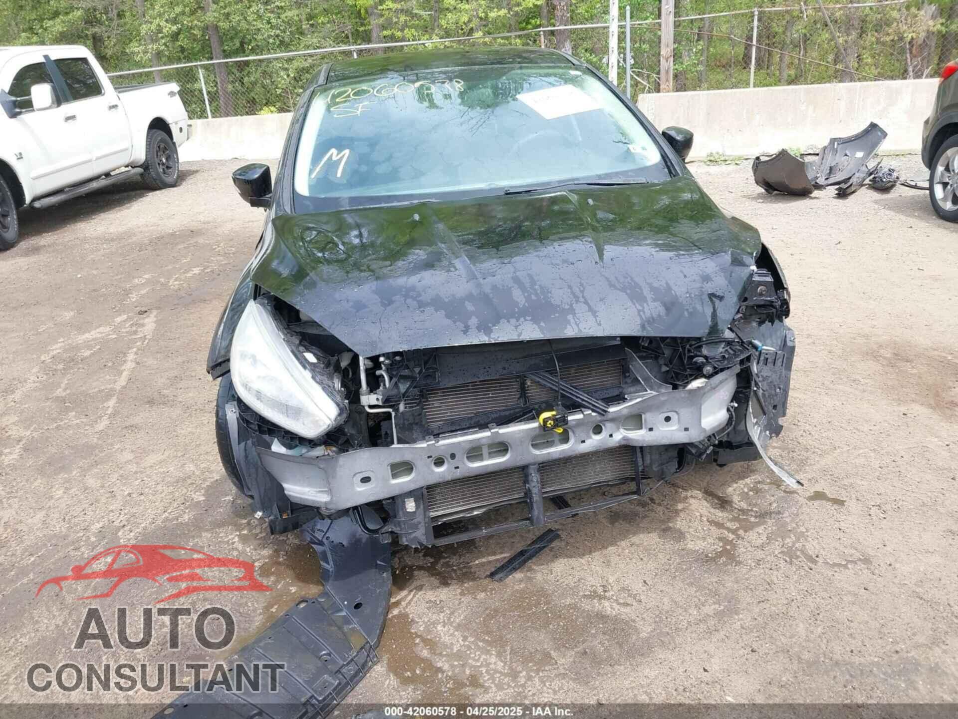 FORD FOCUS 2016 - 1FADP3F28GL314033