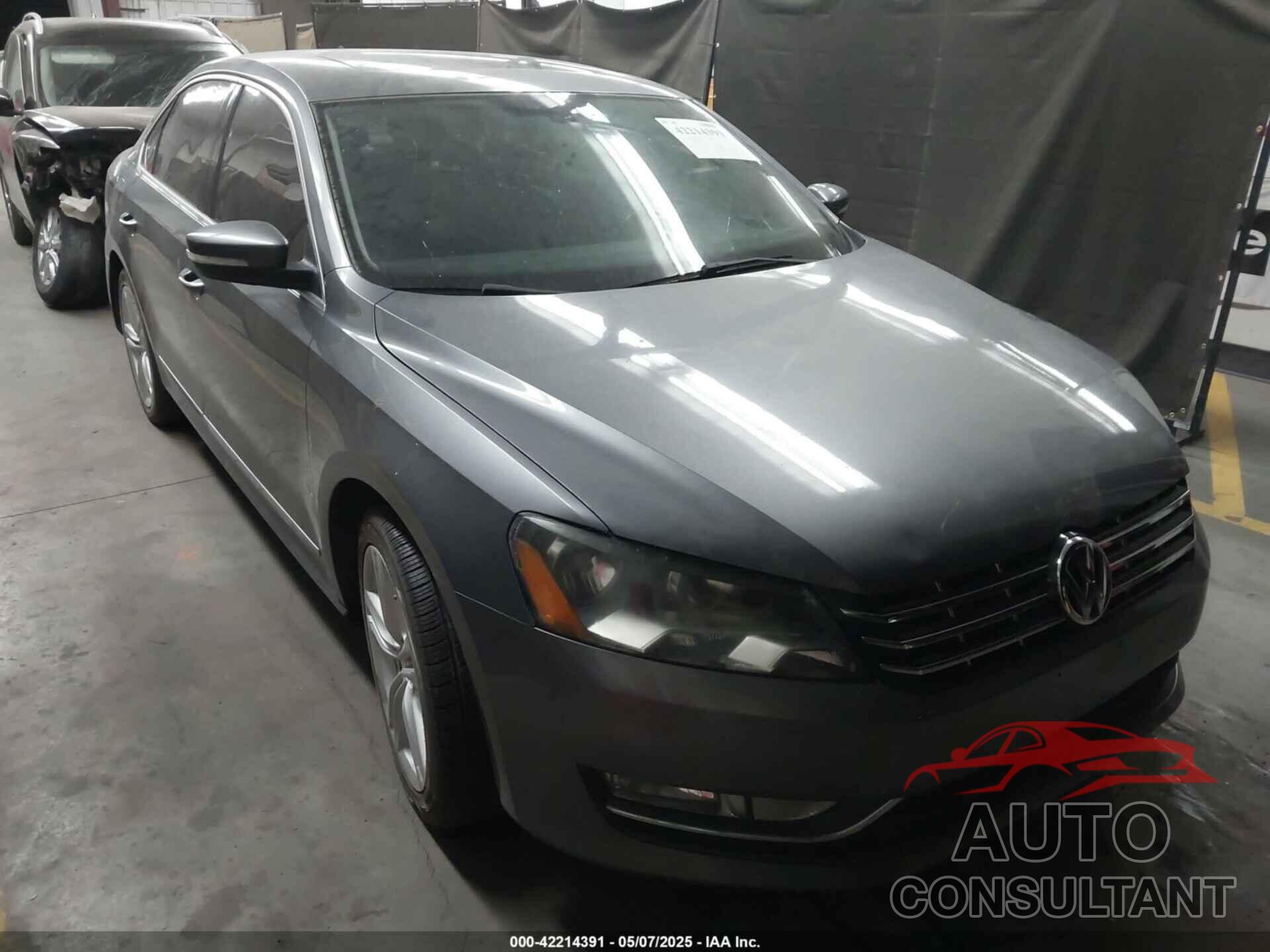 VOLKSWAGEN PASSAT 2013 - 1VWCN7A34DC008068