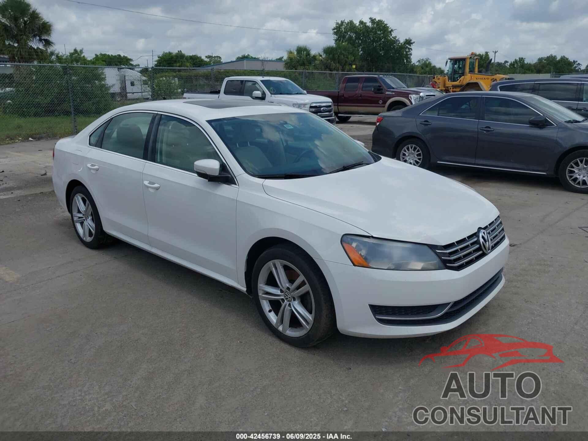 VOLKSWAGEN PASSAT 2014 - 1VWBN7A34EC073726