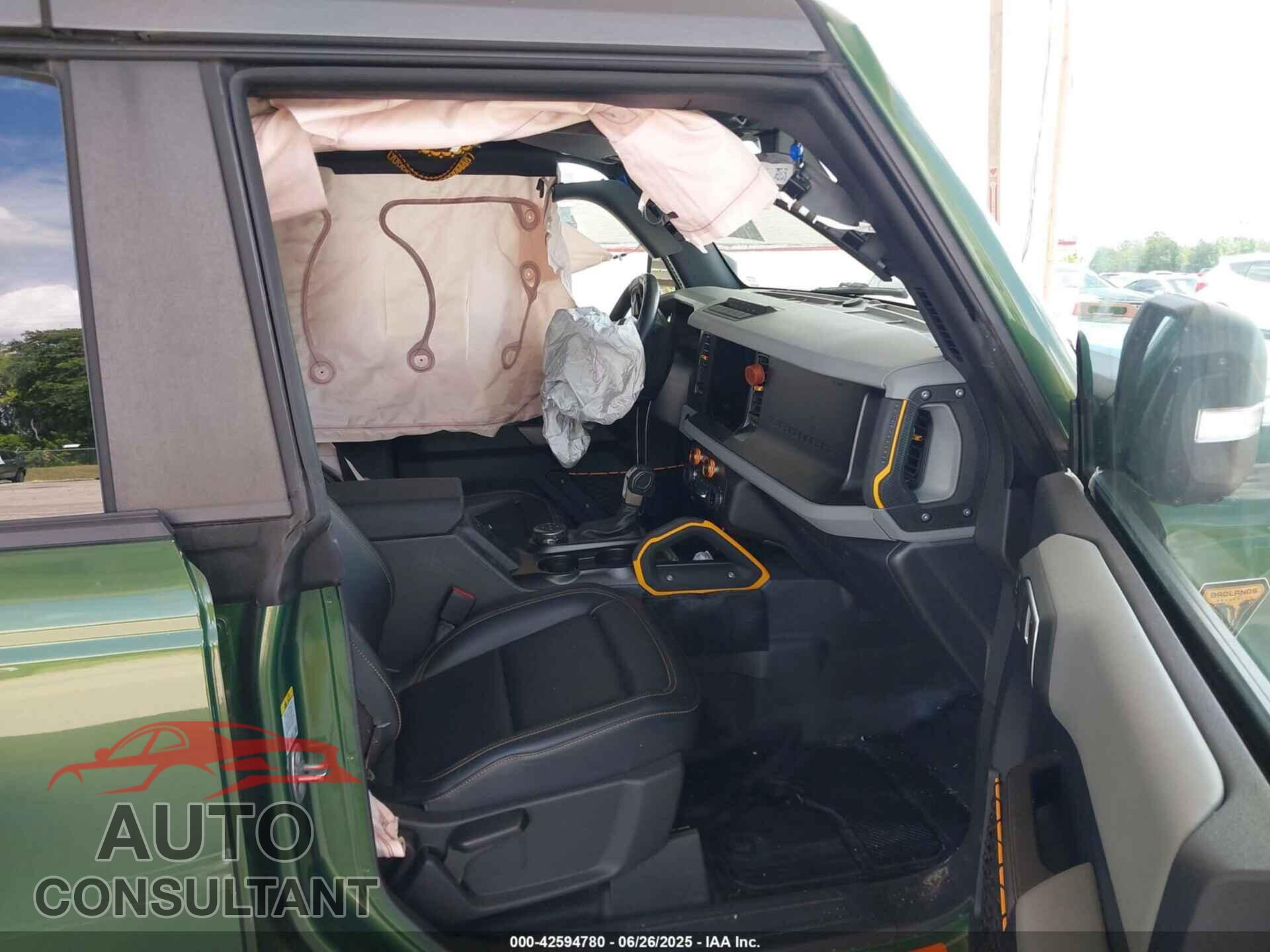 FORD BRONCO 2022 - 1FMEE5DP8NLB42657