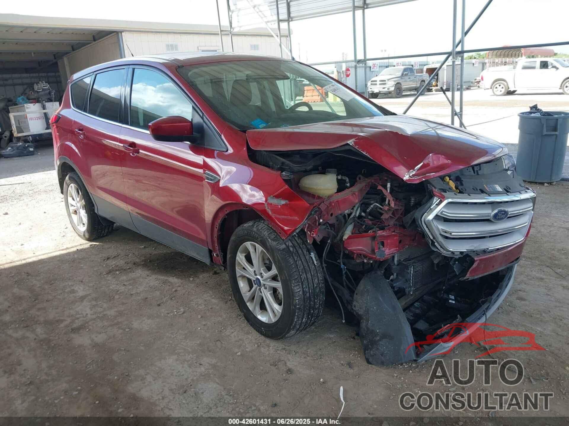 FORD ESCAPE 2019 - 1FMCU0GD4KUA17658