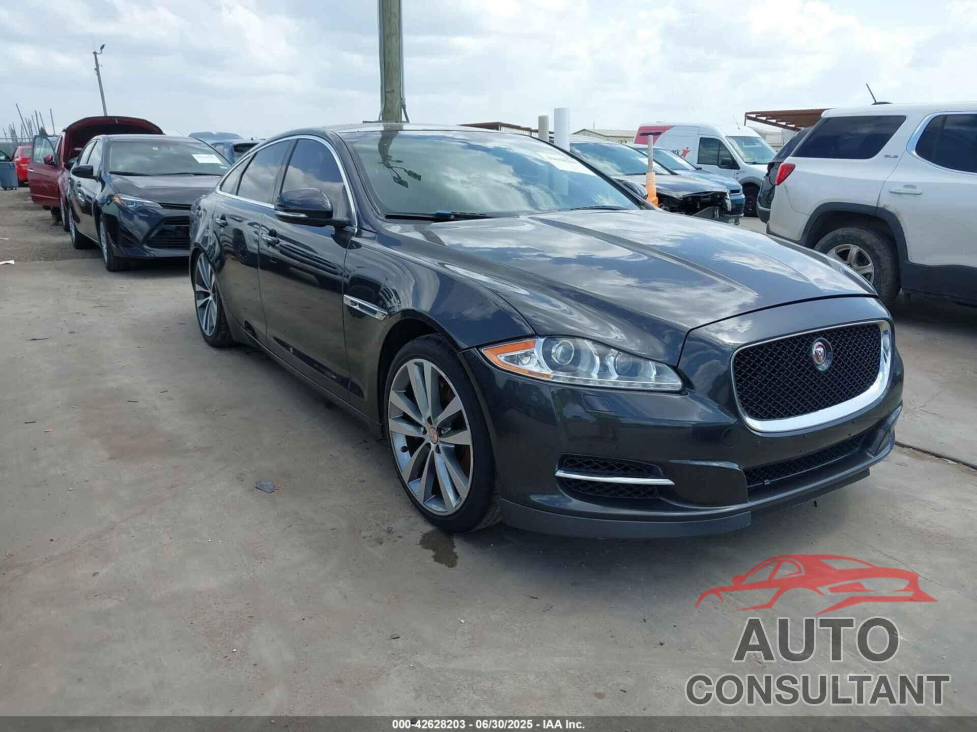 JAGUAR XJ 2015 - SAJWA3HT3FMV86221