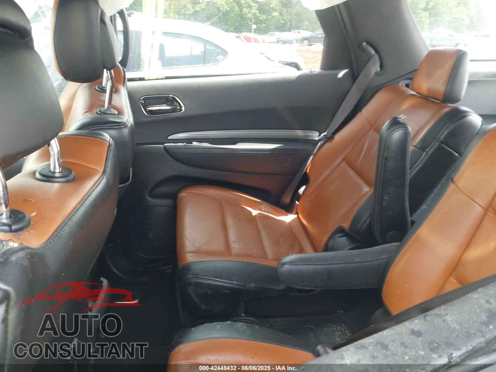 DODGE DURANGO 2019 - 1C4SDJCTXKC844671