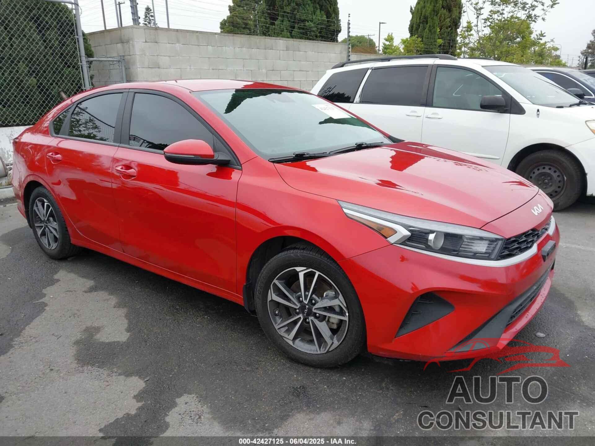 KIA FORTE 2023 - 3KPF24AD9PE598328
